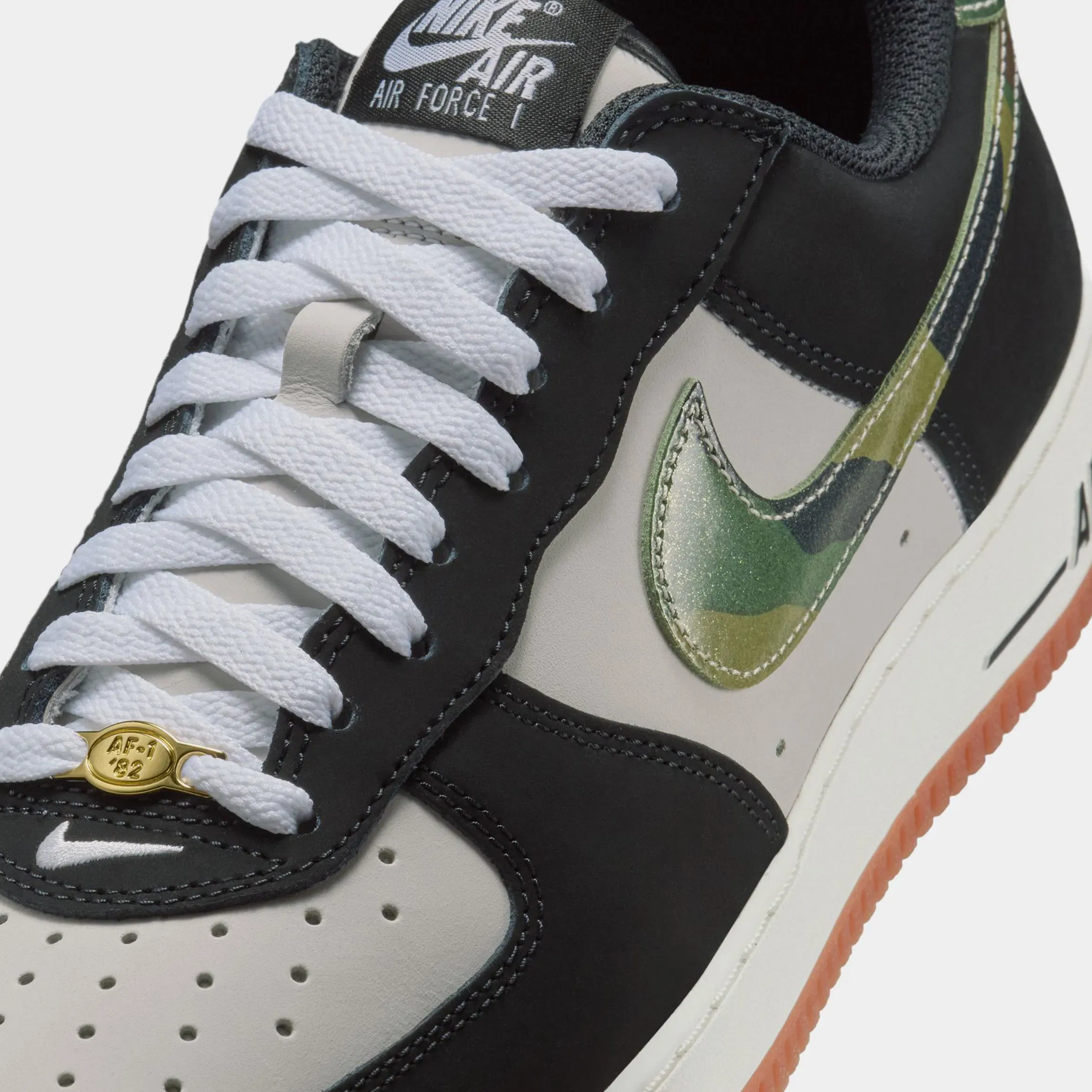 Nike Air Force 1 Low Camo Swoosh Mens Lifestyle Shoes (White/Gum Medium Brown/Summit White/Black)