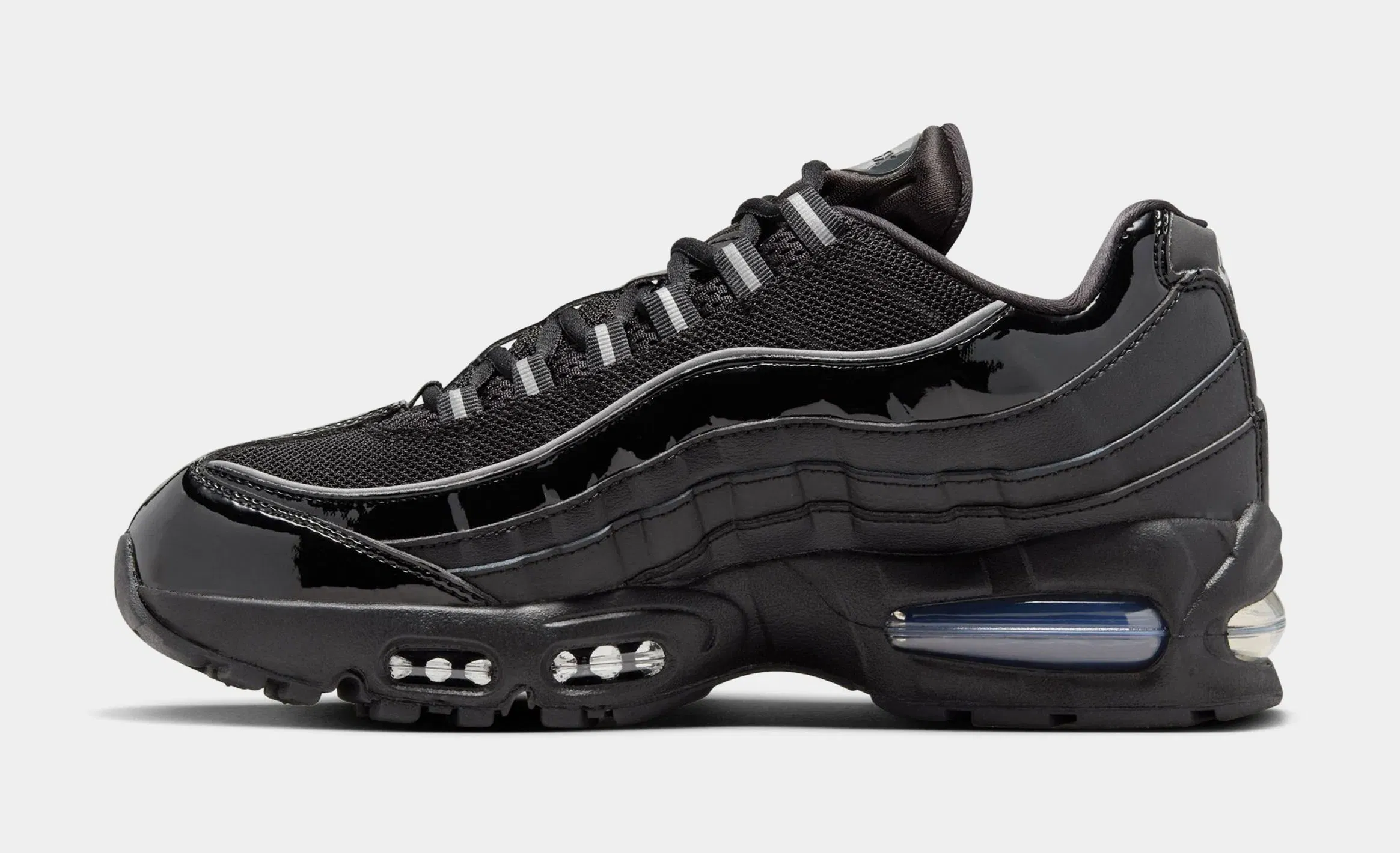 Nike Air Max 95 Womens Running Shoes (Black/Reflect Silver/White/Metallic Silver)