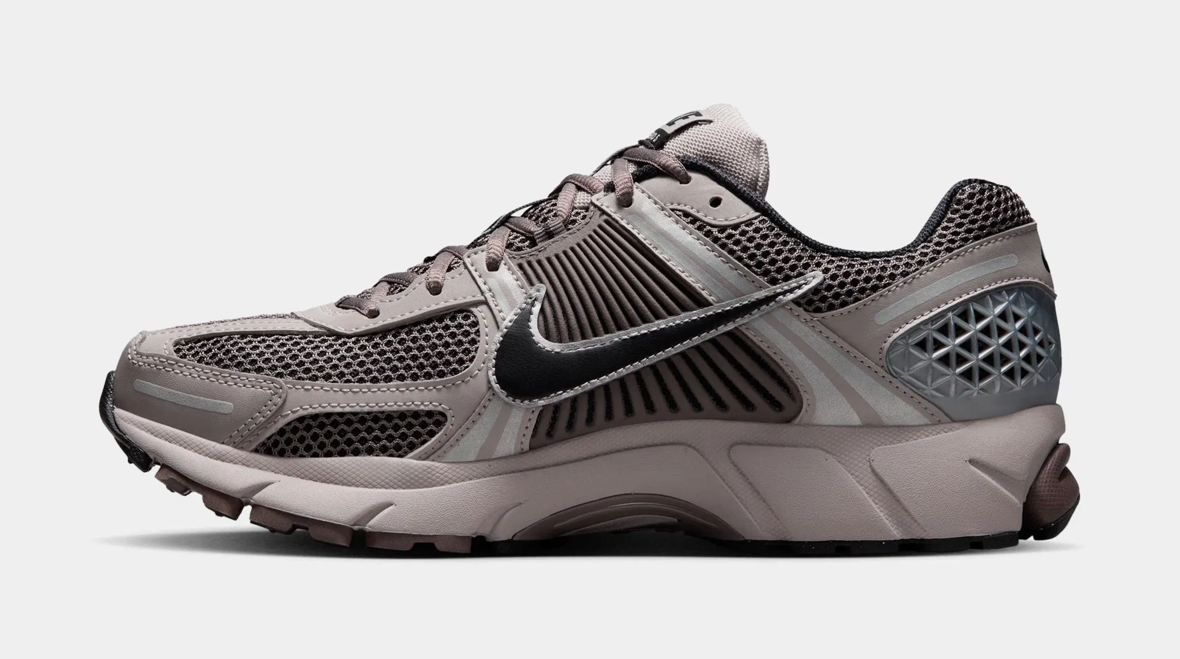 Nike Zoom Vomero 5 Mens Running Shoes (College Grey/Black/Cave Stone)