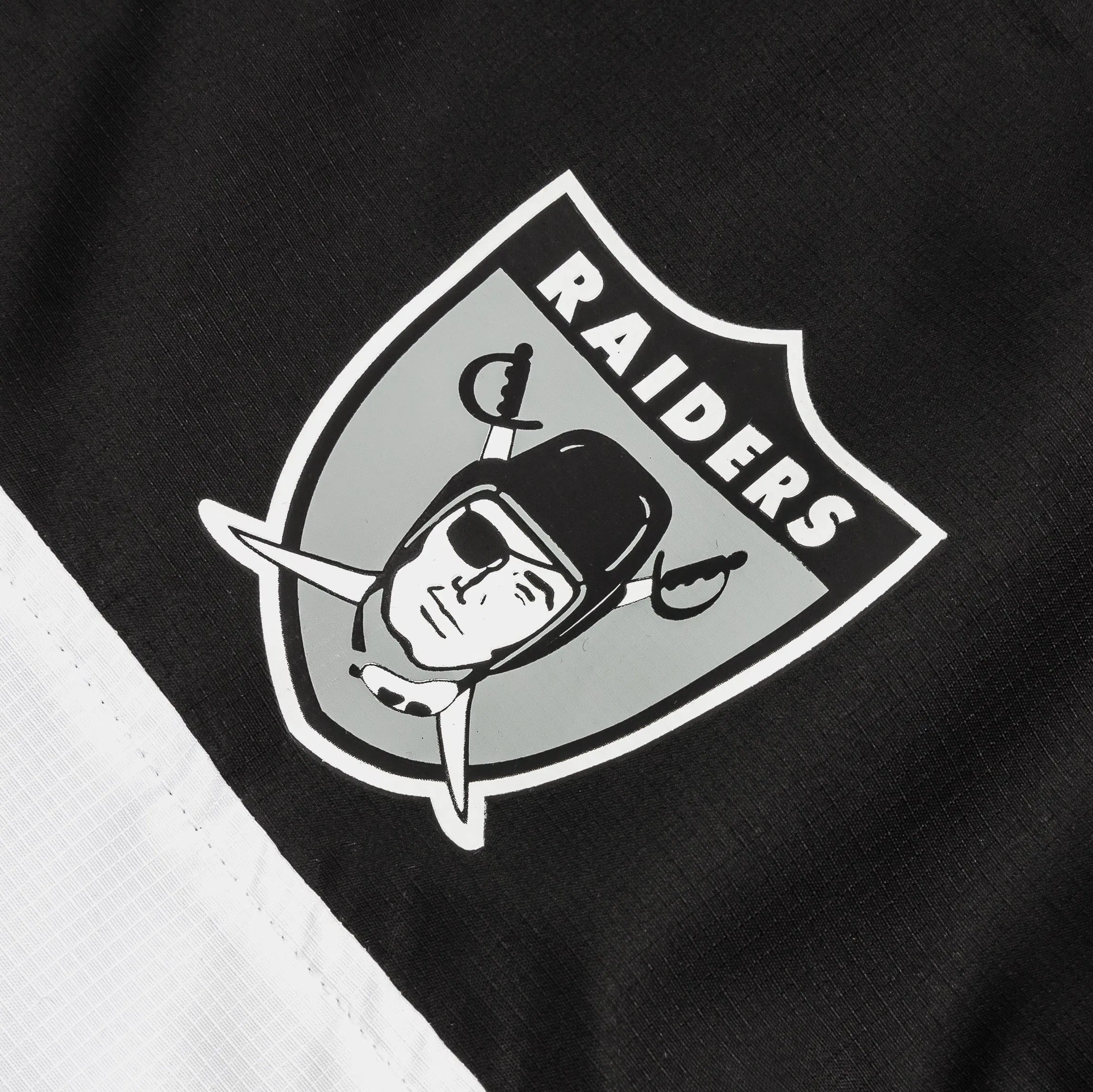 New Era Las Vegas Raiders Quarter Zip Mens Jacket (Black/Grey)