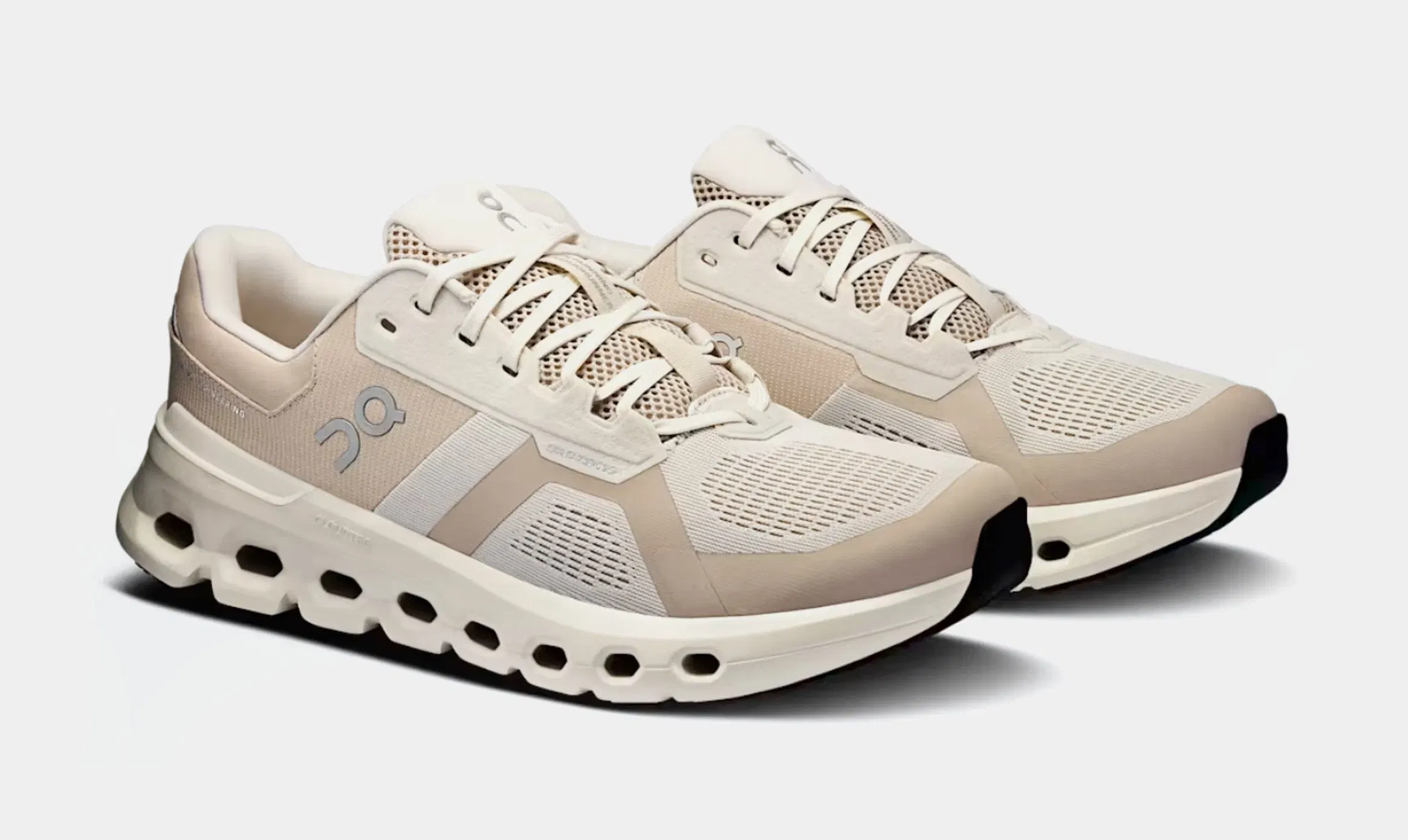On Running Cloudrunner 2 Mens Running Shoes (Pearl/Desert)