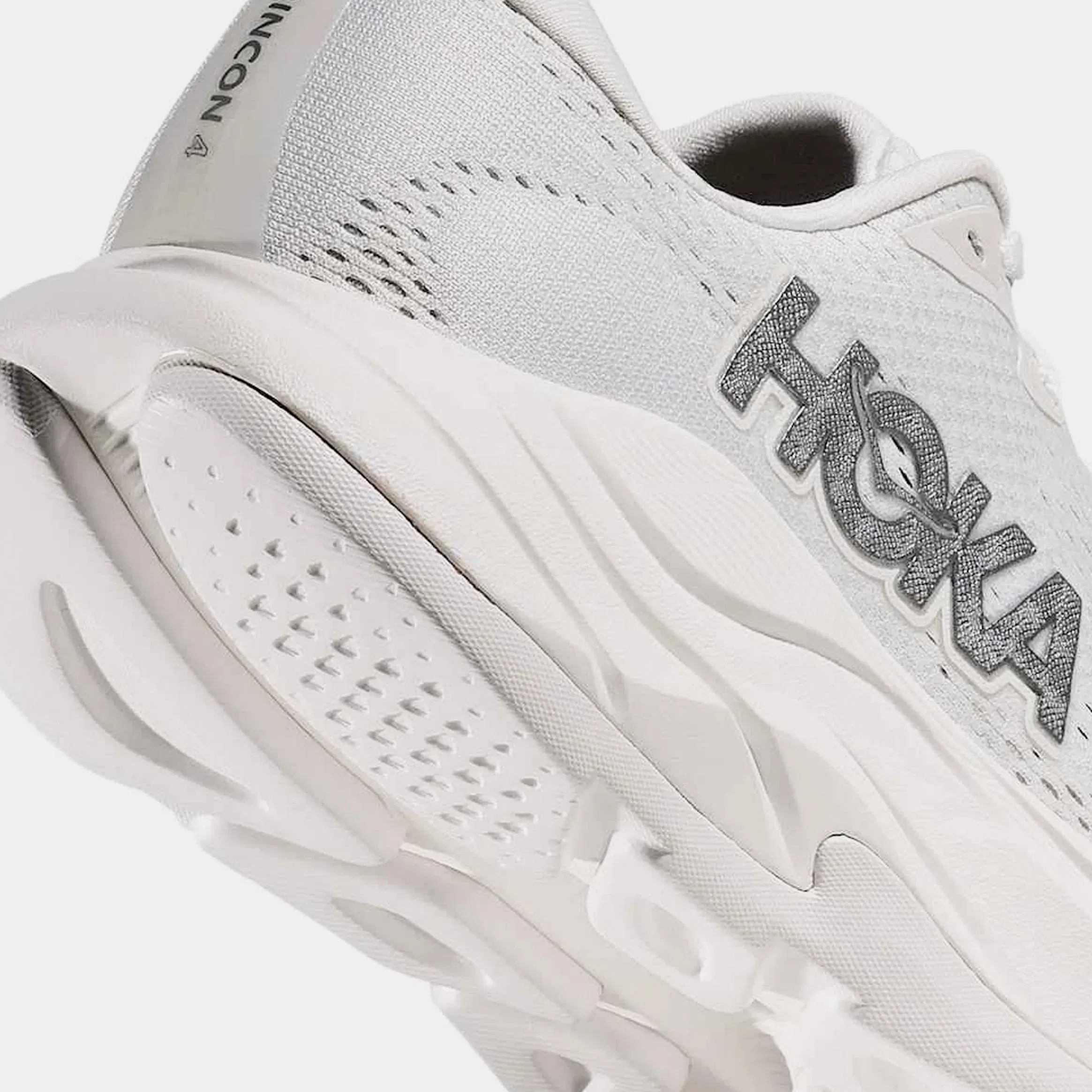 Hoka Rincon 4 Womens Running Shoes (White/Silver)