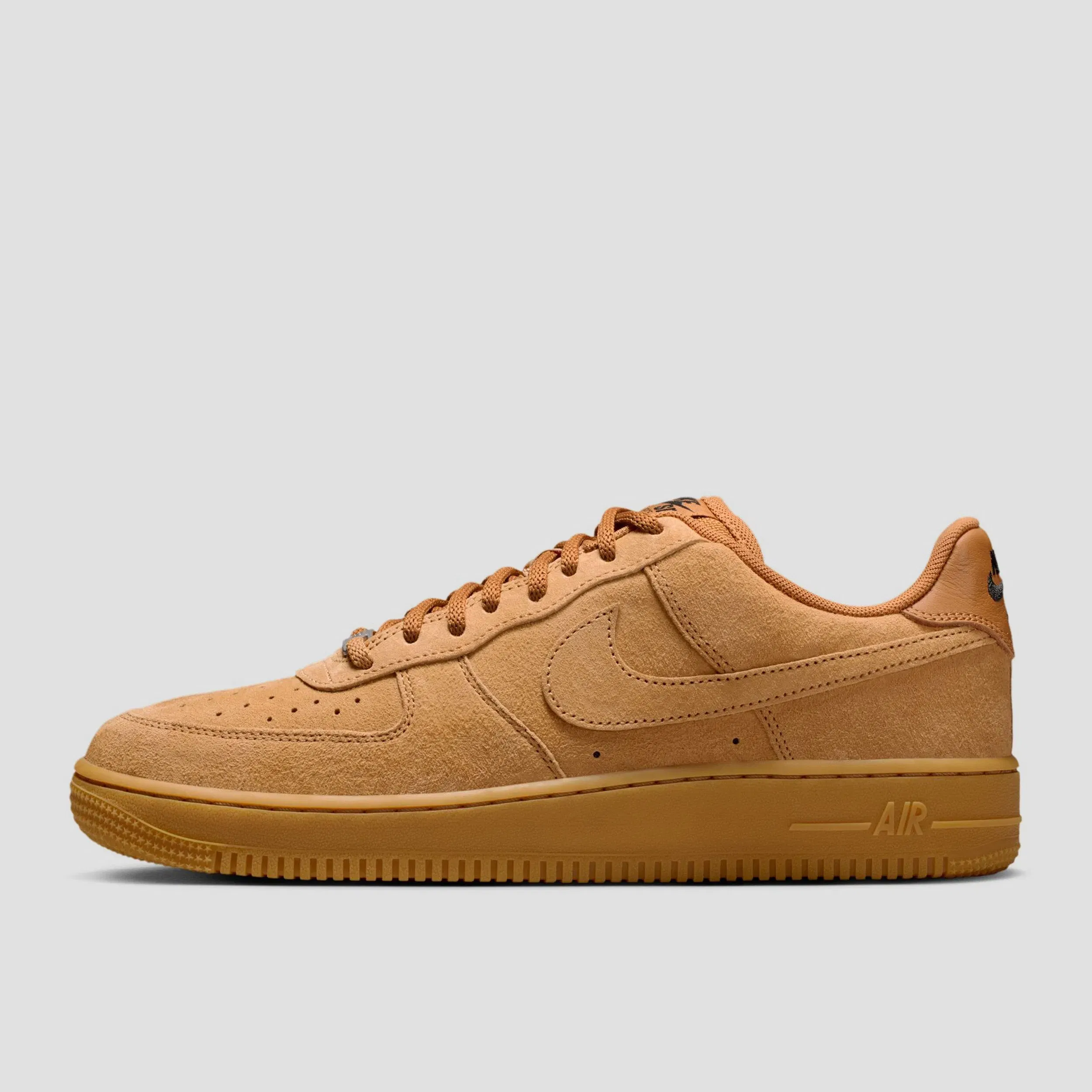 Nike SB Air Force 1 Skate Shoes Flax / Black / Gum / Light Brown