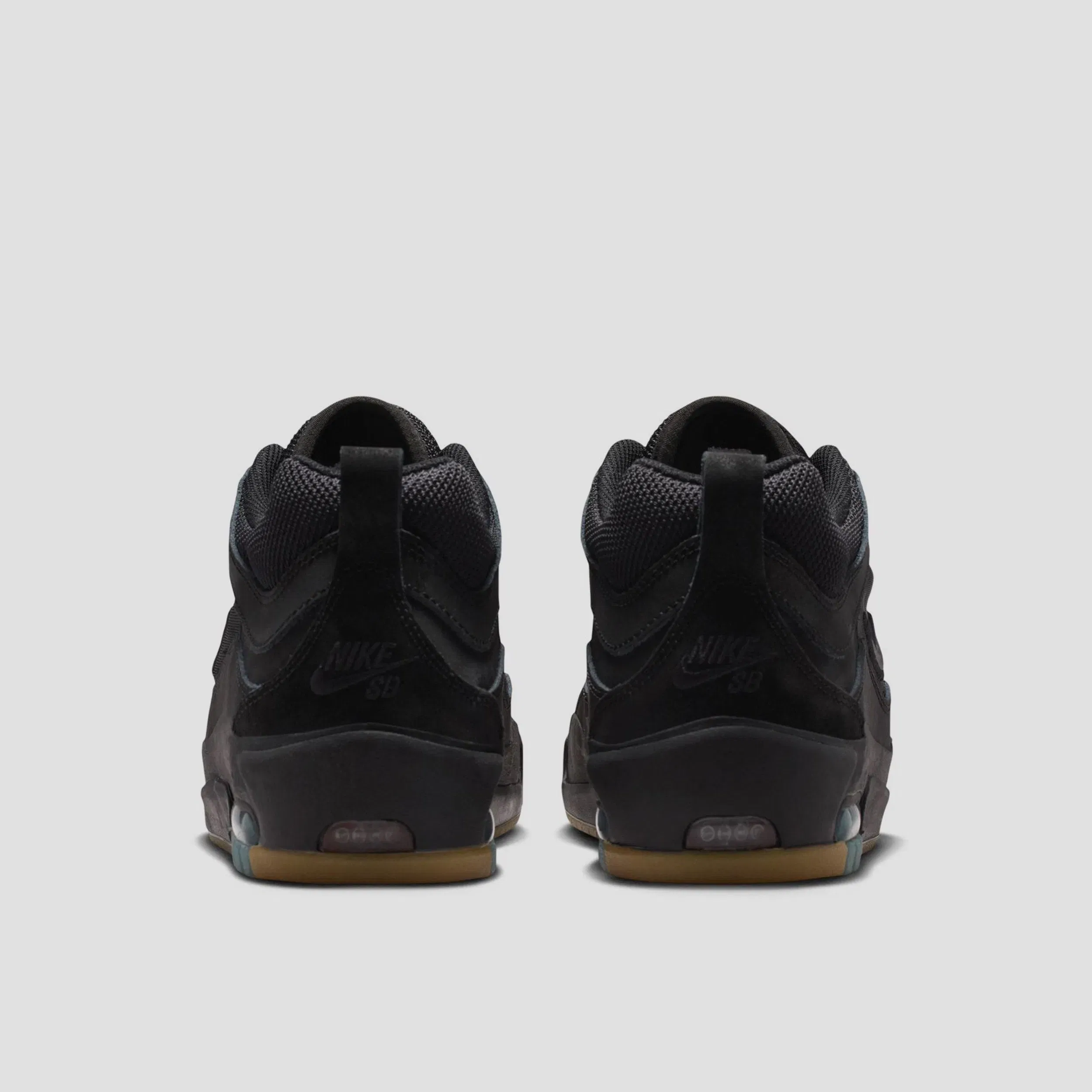 Nike SB Air Max Ishod Skate Shoes Black / Black