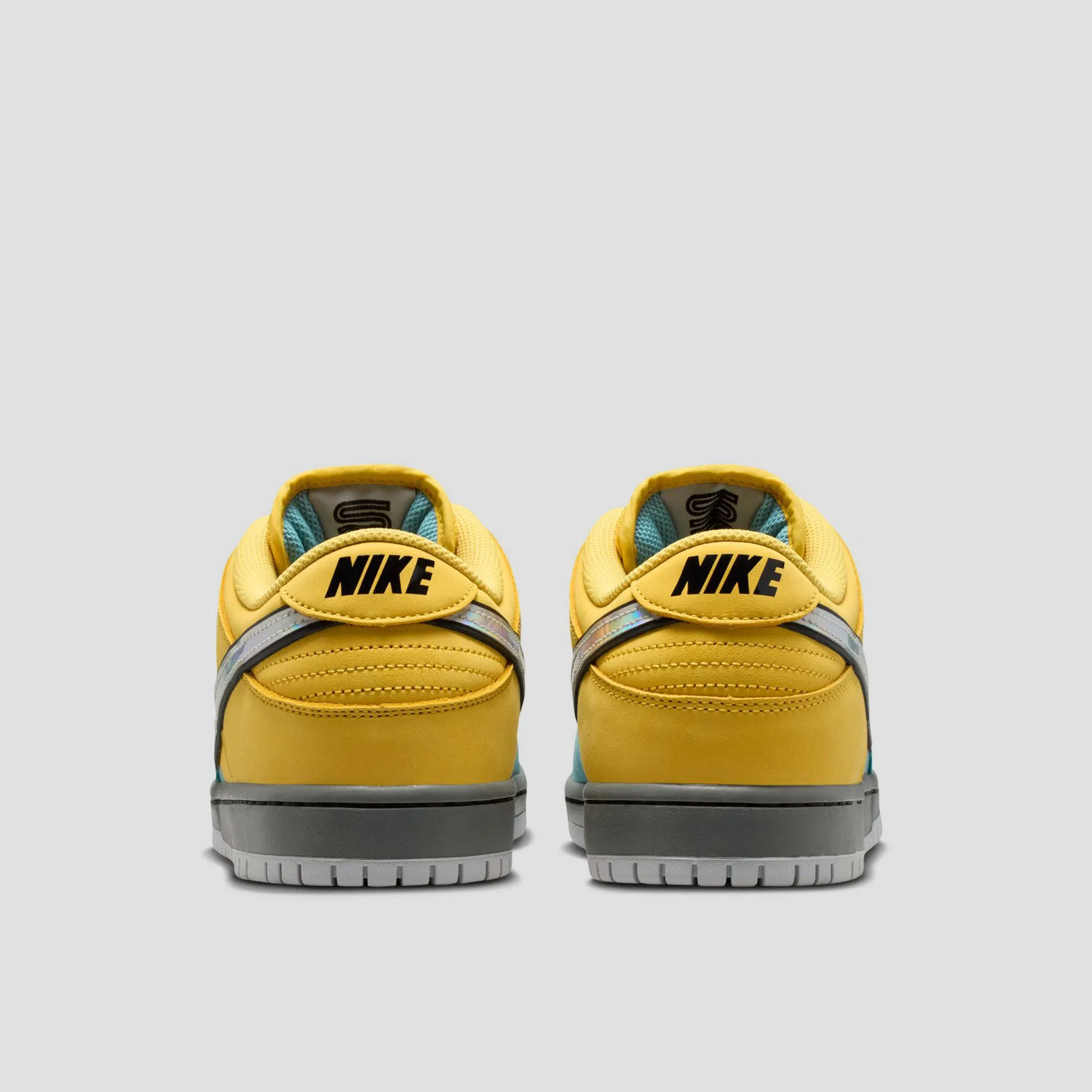 Nike SB Dunk Low Pro Skate Shoes Lightning / Wolf Grey / Denim Turquoise