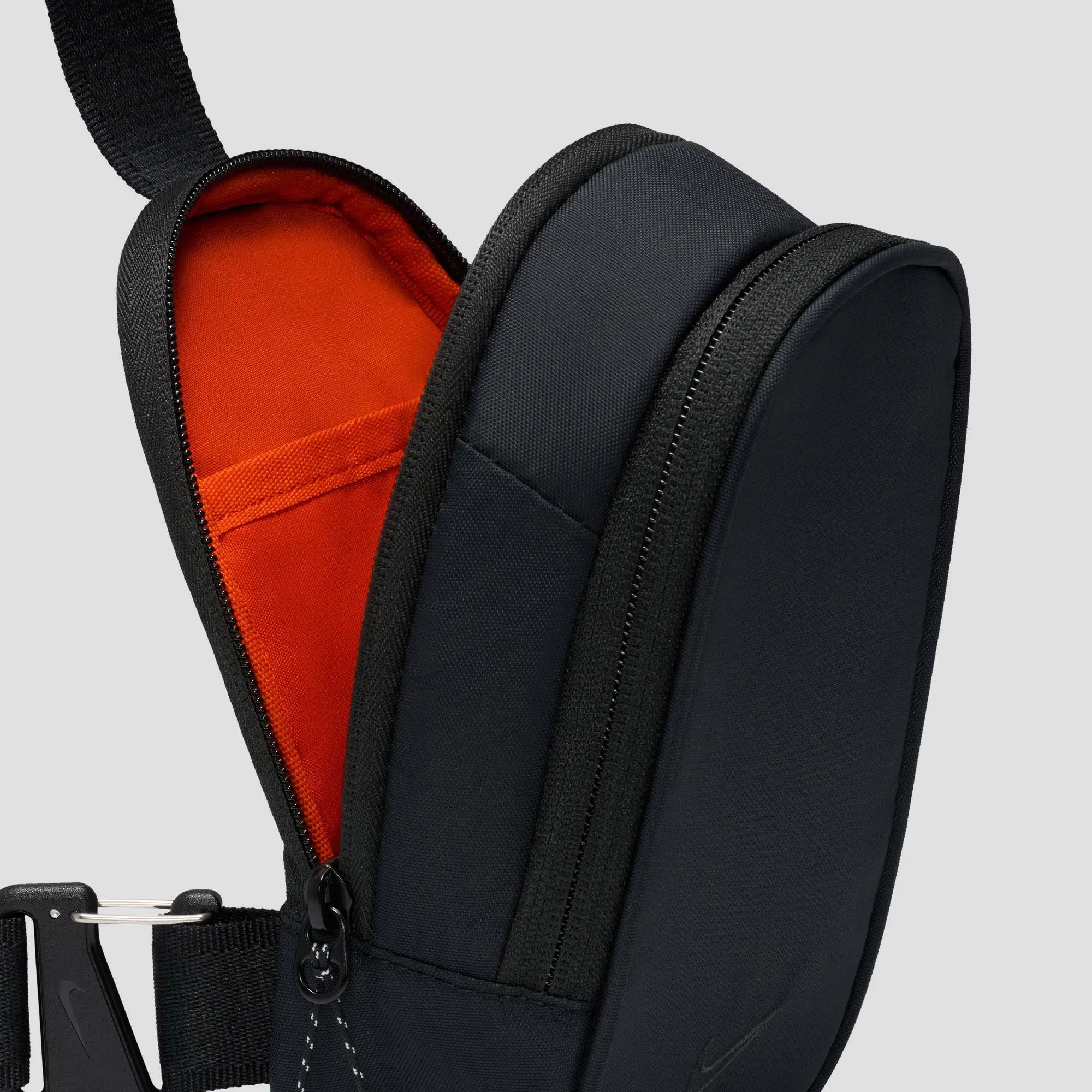 Nike SB Sportswear Commute Crossbody Bag 1L Black / Anthracite