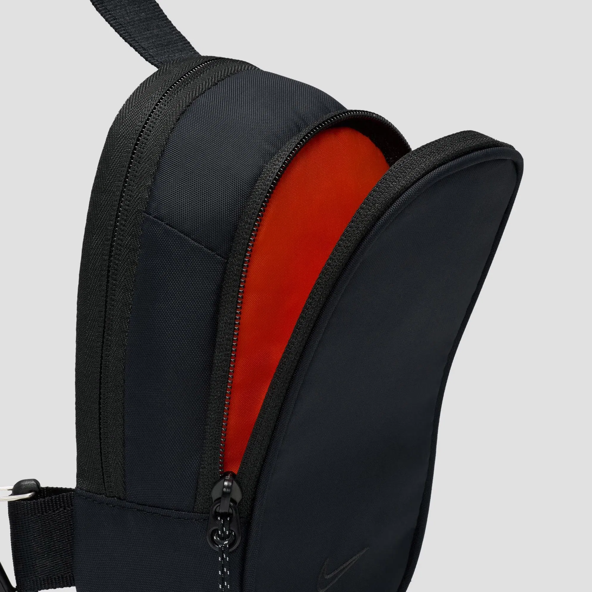 Nike SB Sportswear Commute Crossbody Bag 1L Black / Anthracite