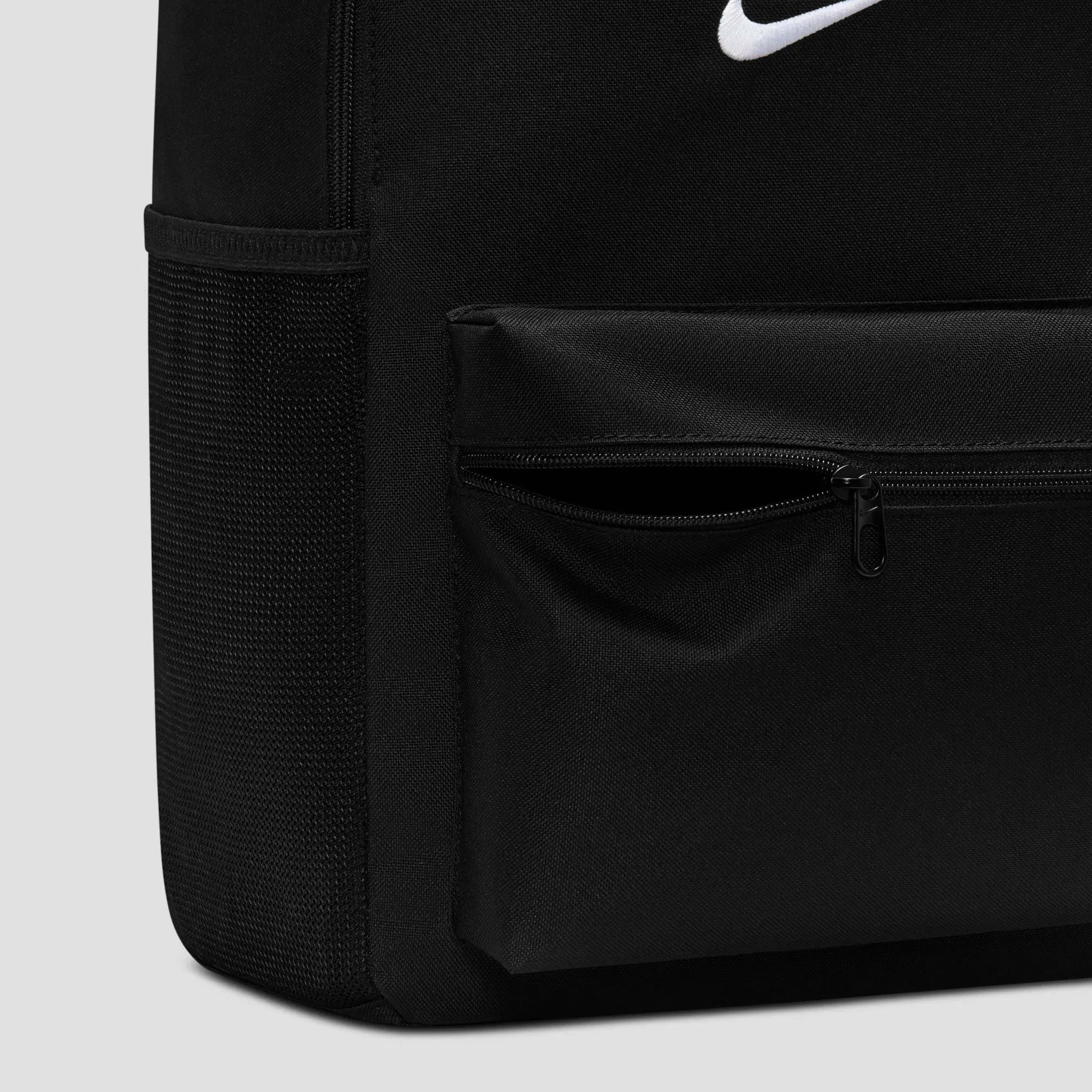Nike SB Heritage Backpack 2.0 23L Black / White