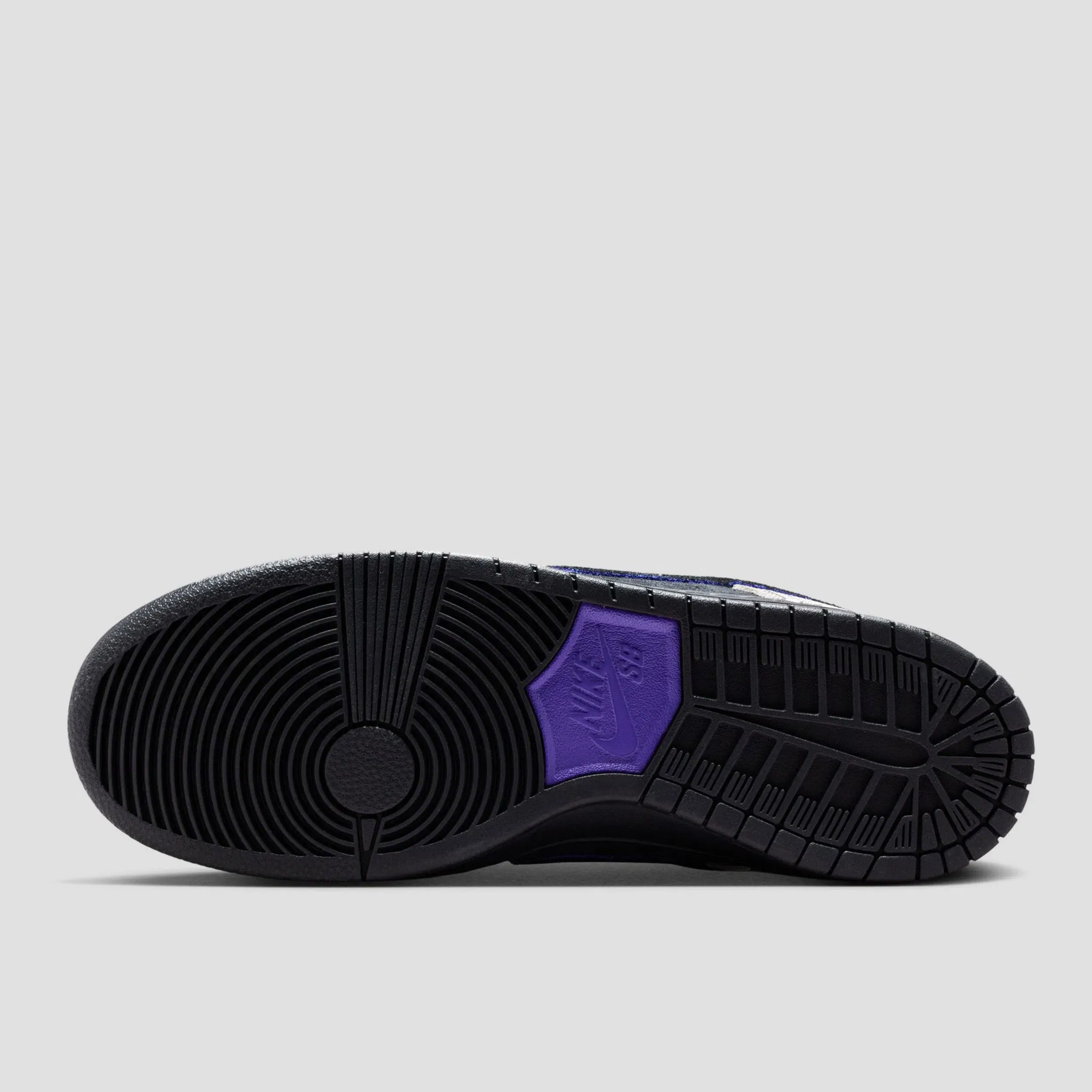 Nike SB Dunk Low Pro Skate Shoes String / Black / Bright Spruce / Fierce Purple