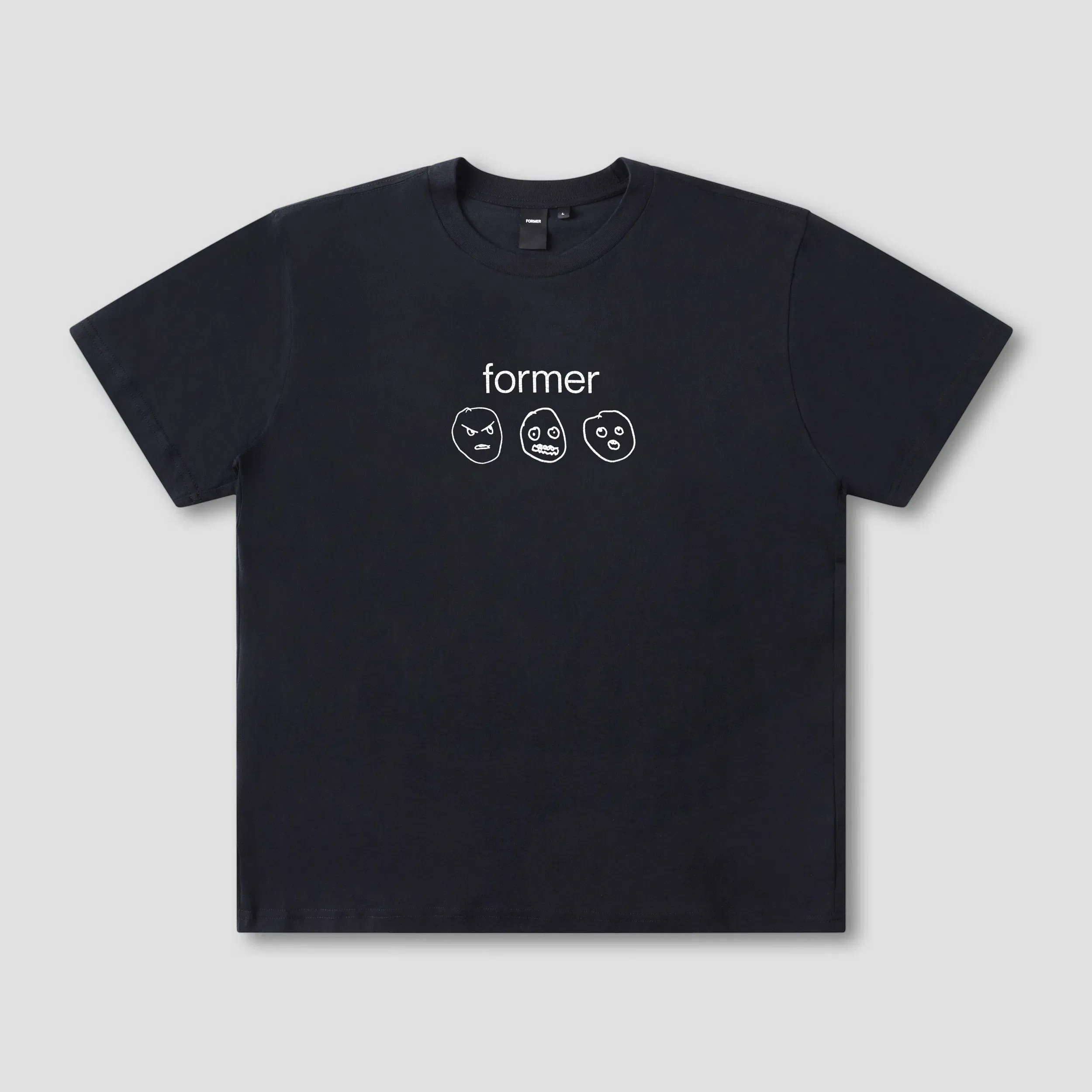 Former Oscillating T-Shirt Black