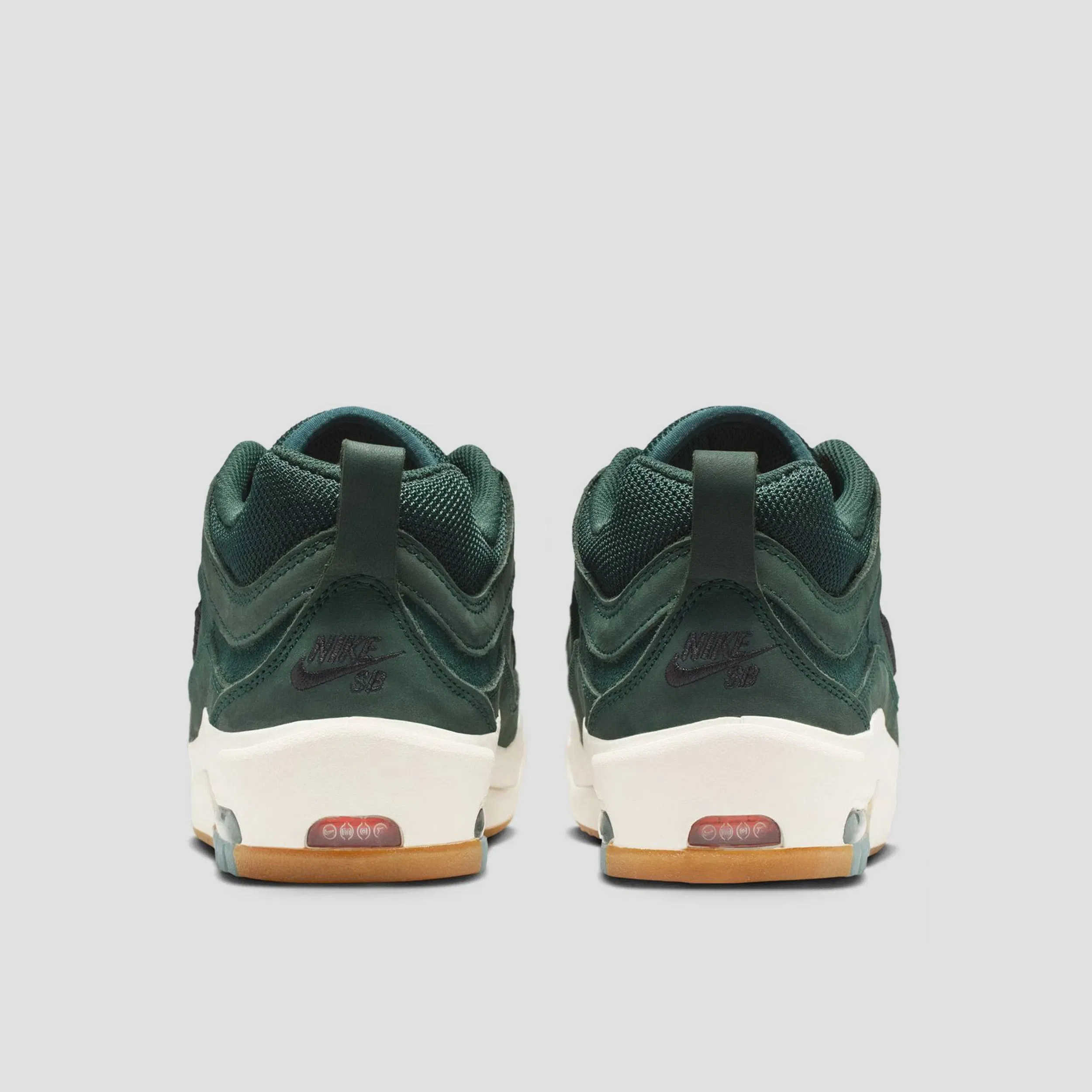 Nike SB Nike Air Max Ishod ISO Skate Shoes Deep Fir / Black Fir Sail