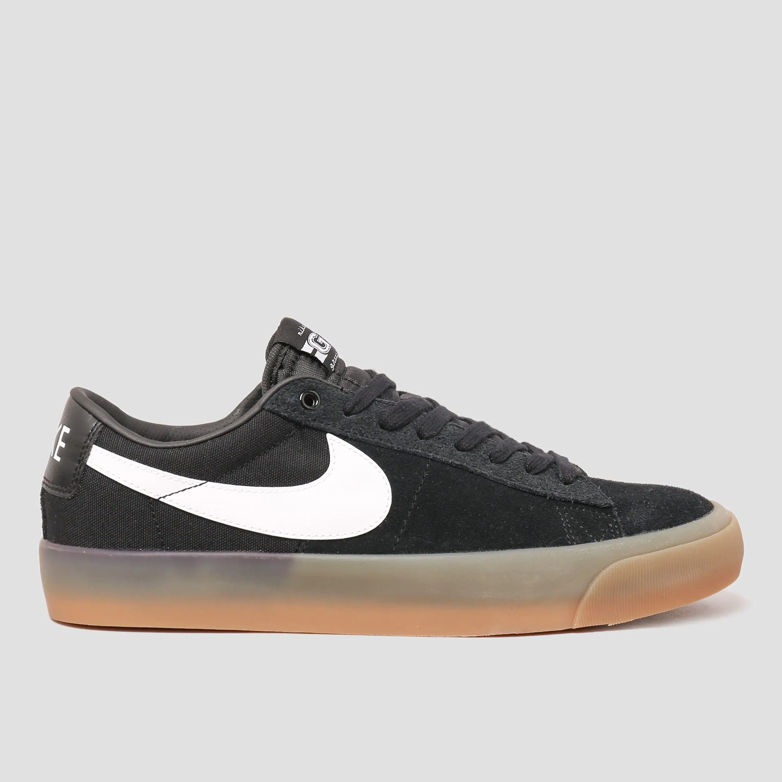 Nike SB Blazer Low Pro GT Shoes Black / White / Gum