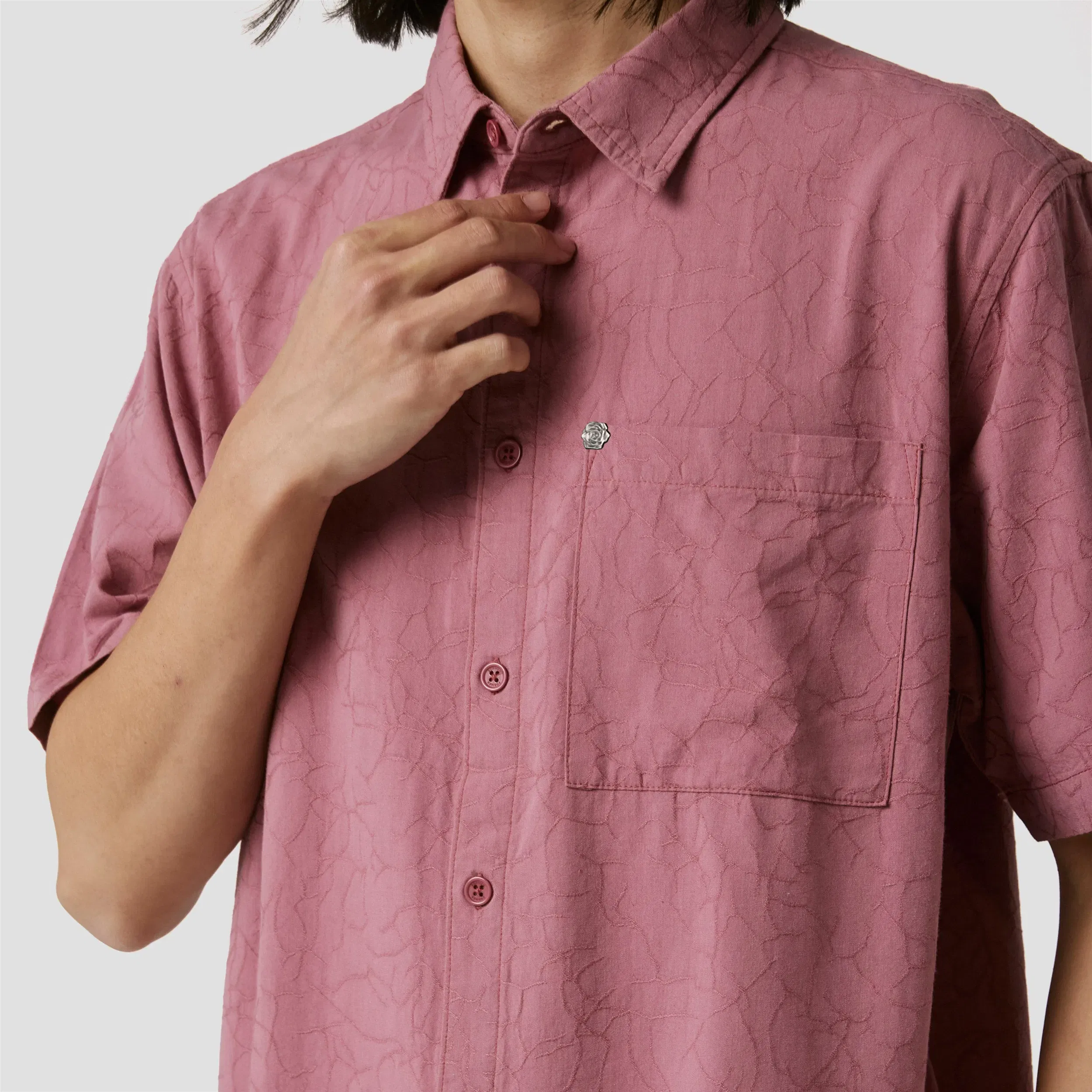 Former Vivian Vine Shortsleeve Shirt Rose