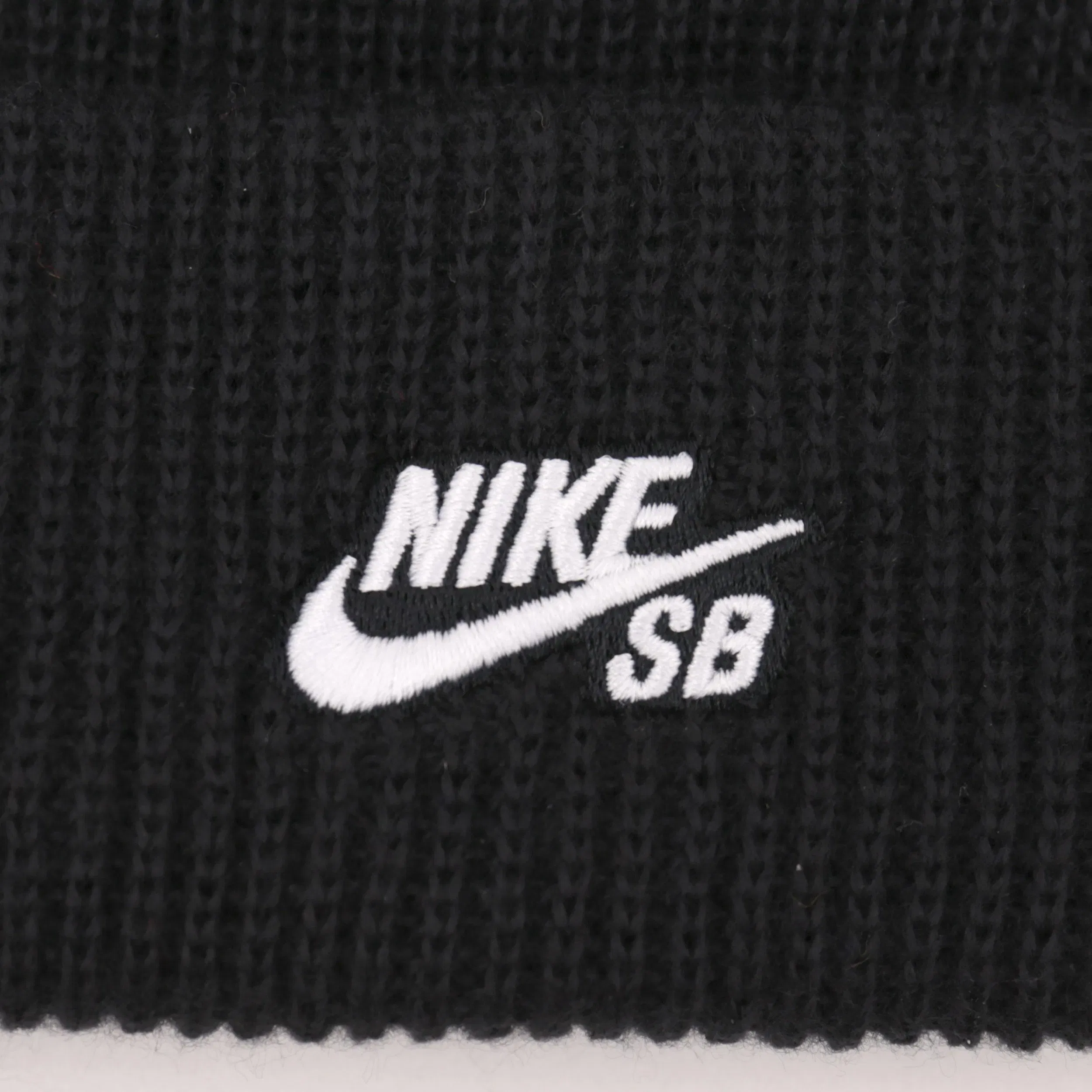 Nike SB Terra Beanie Black / Dark Grey / White