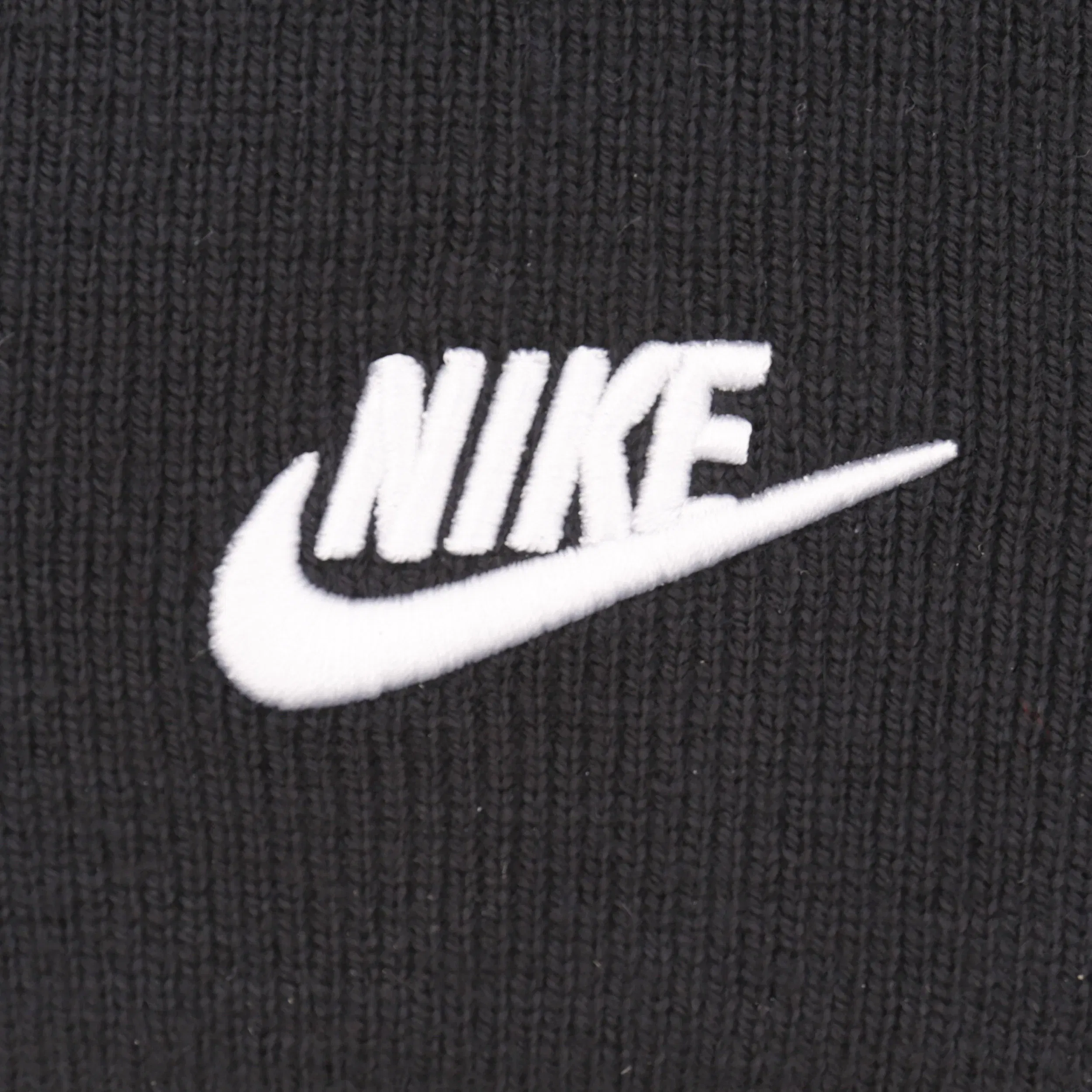 Nike SB Nike Peak Futura Beanie Black / White