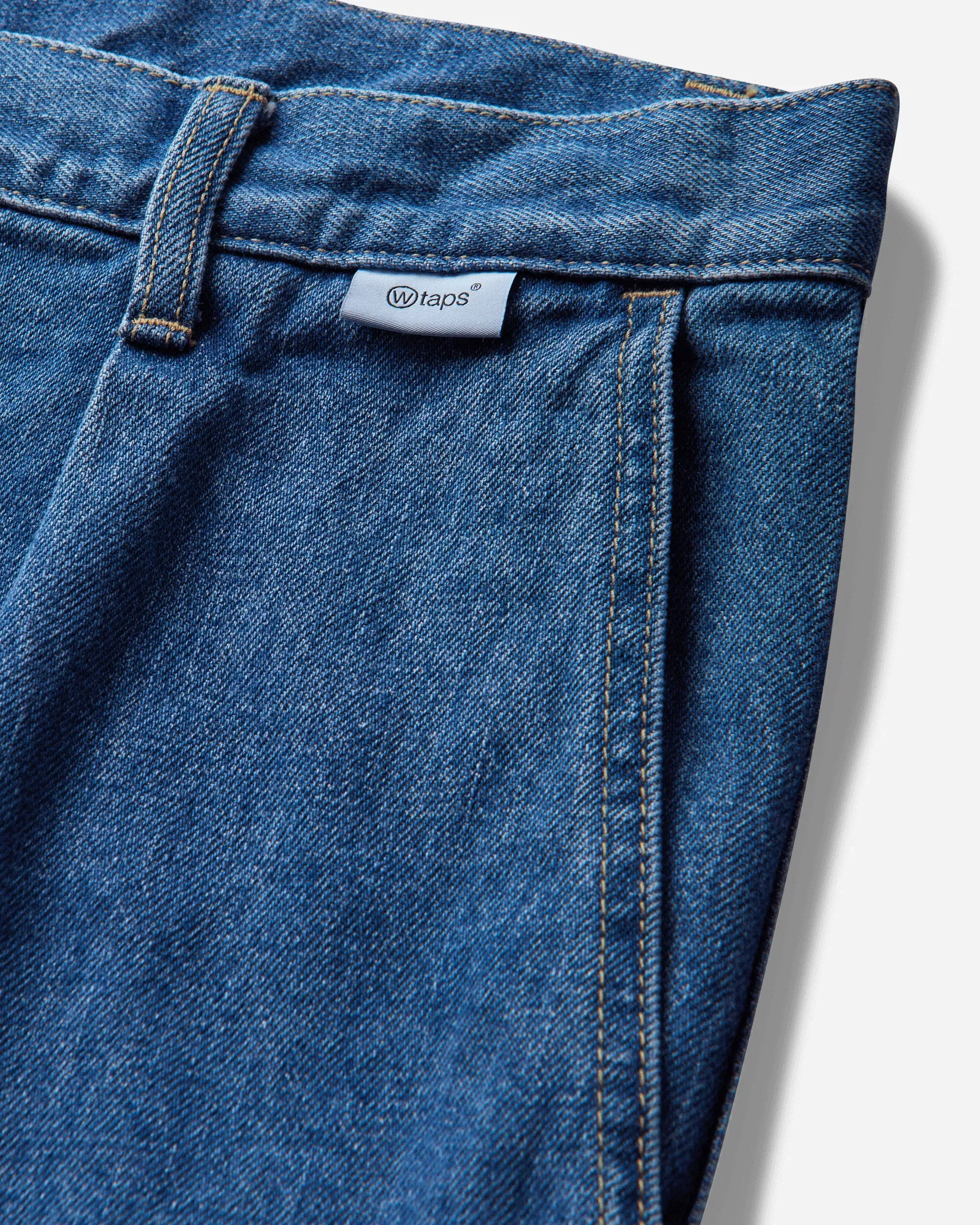 WTAPS Men's Blues Straight Shorts Indigo