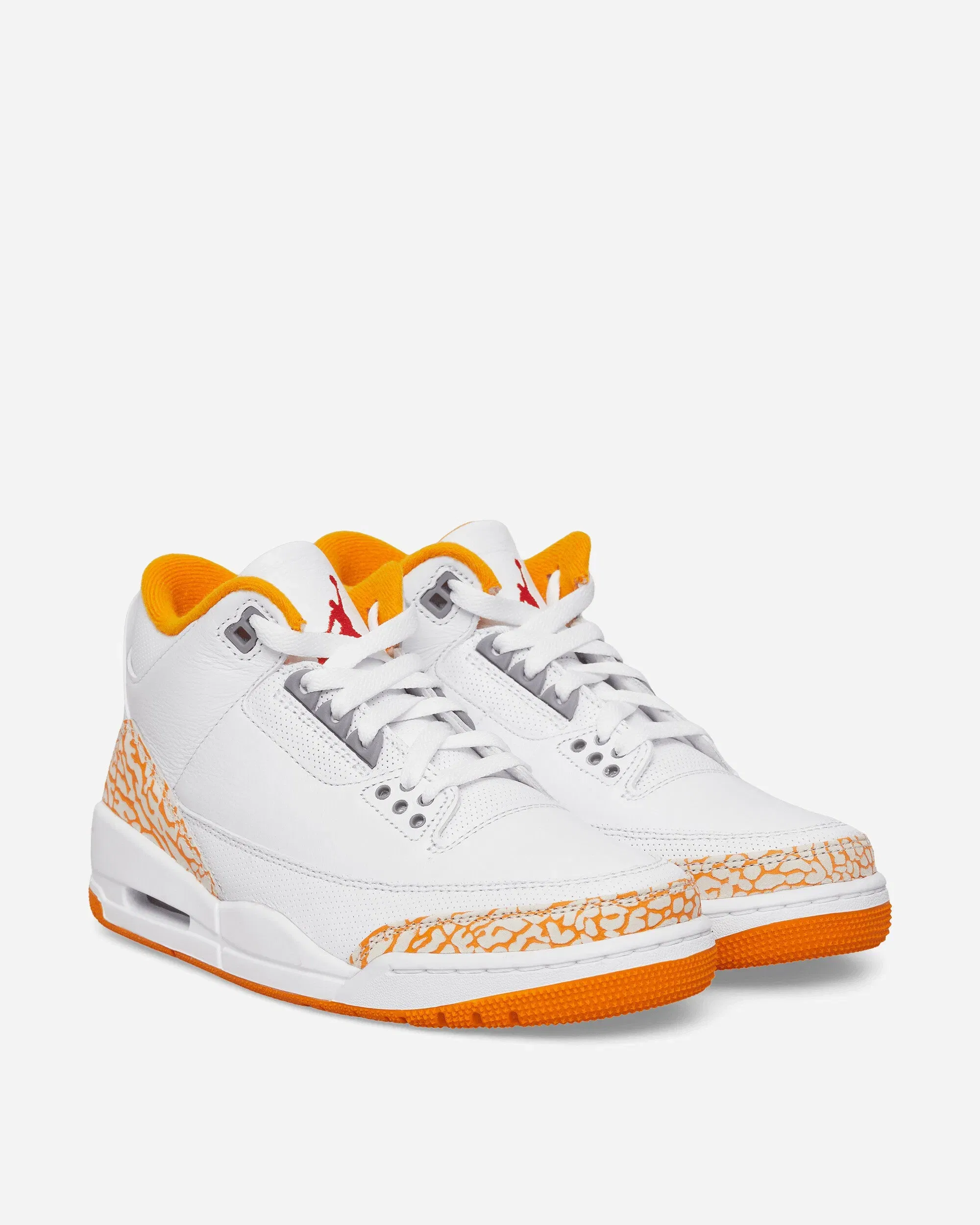 Air Jordan Women's Air Jordan 3 Retro Sneakers White / Orange Peel