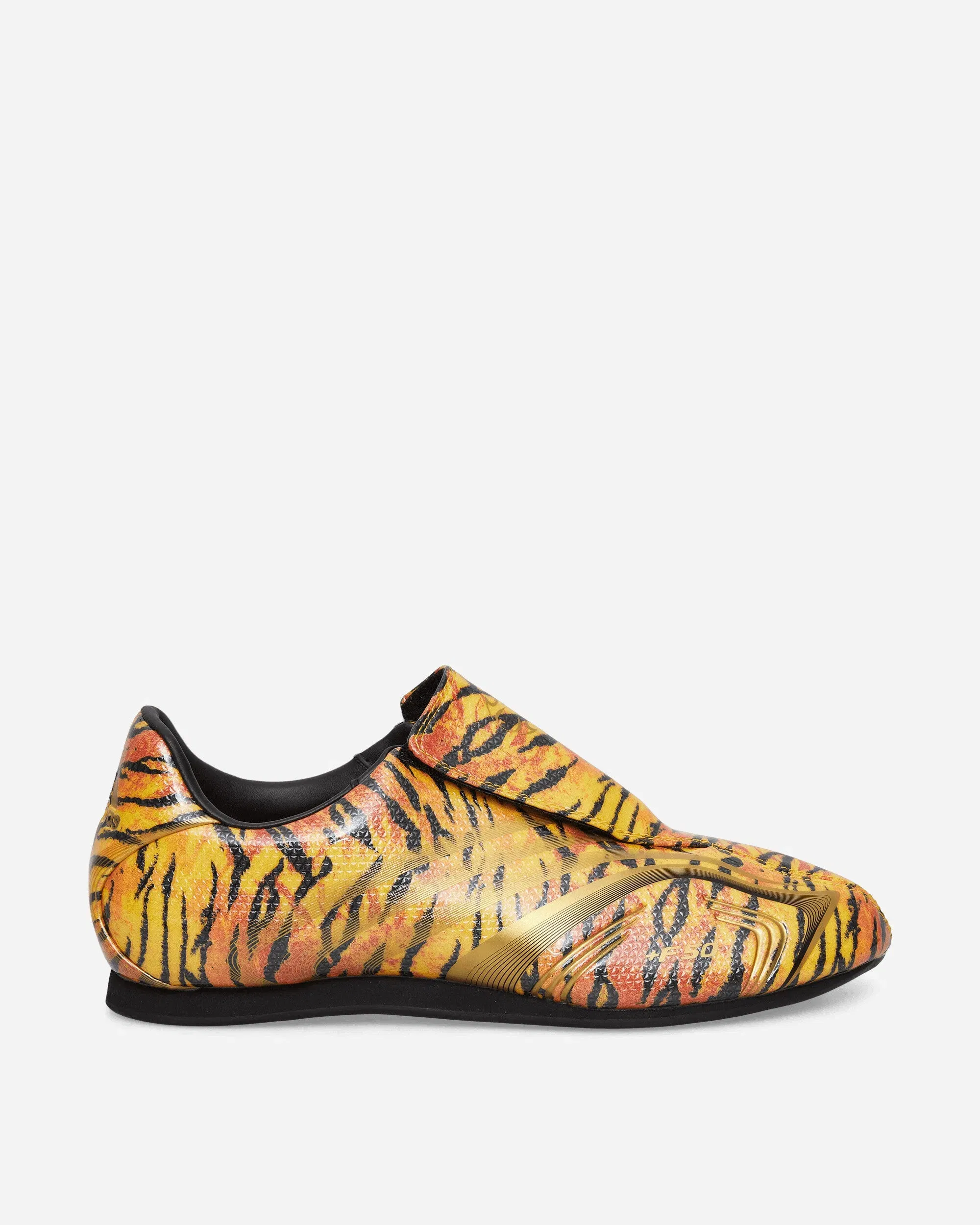adidas Women's Taekwondo F50 Sneakers Yellow / Gold Metallic / Core Black