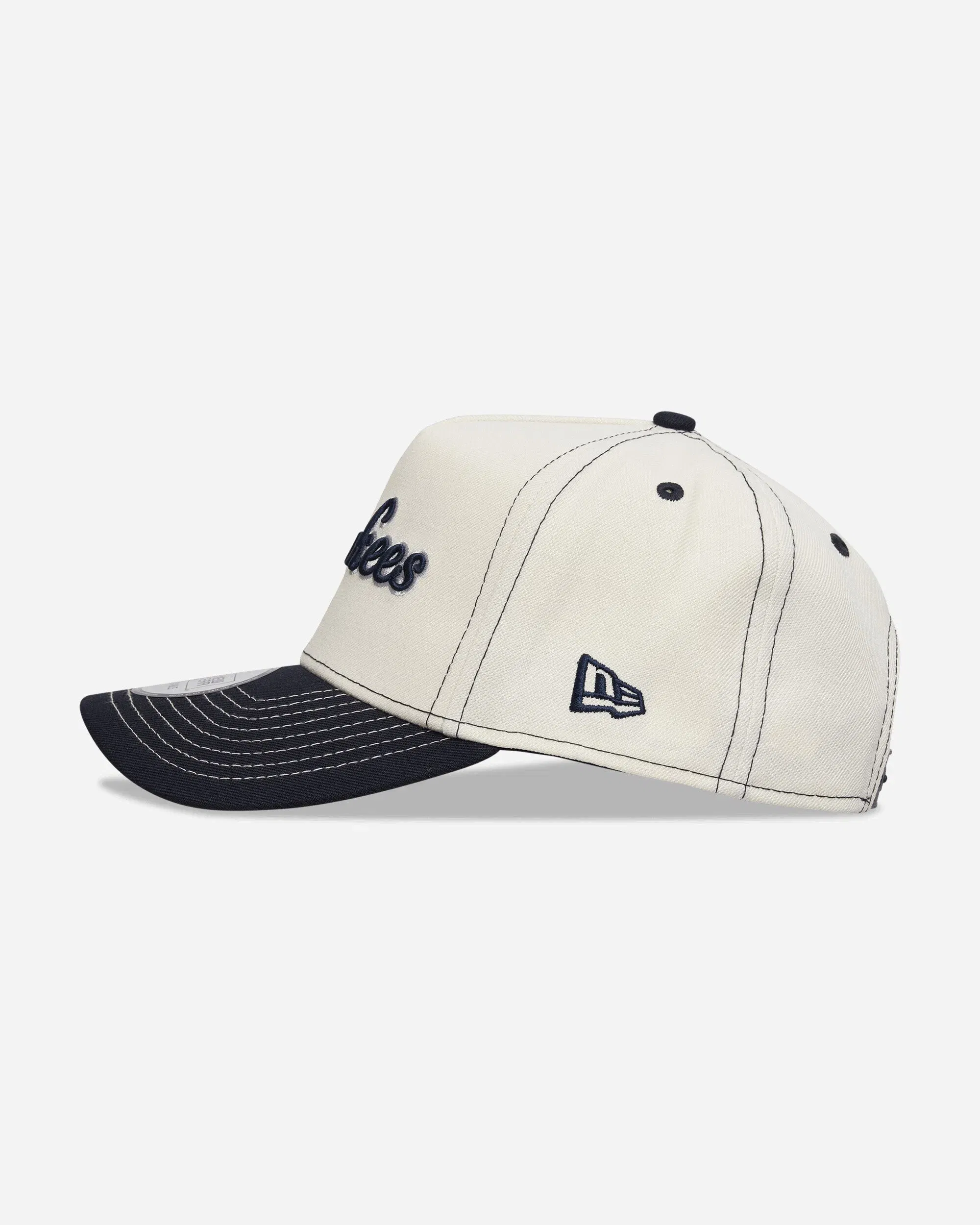 New Era New York Yankees MLB City Icon 9FORTY E-Frame Adjustable Cap Cream