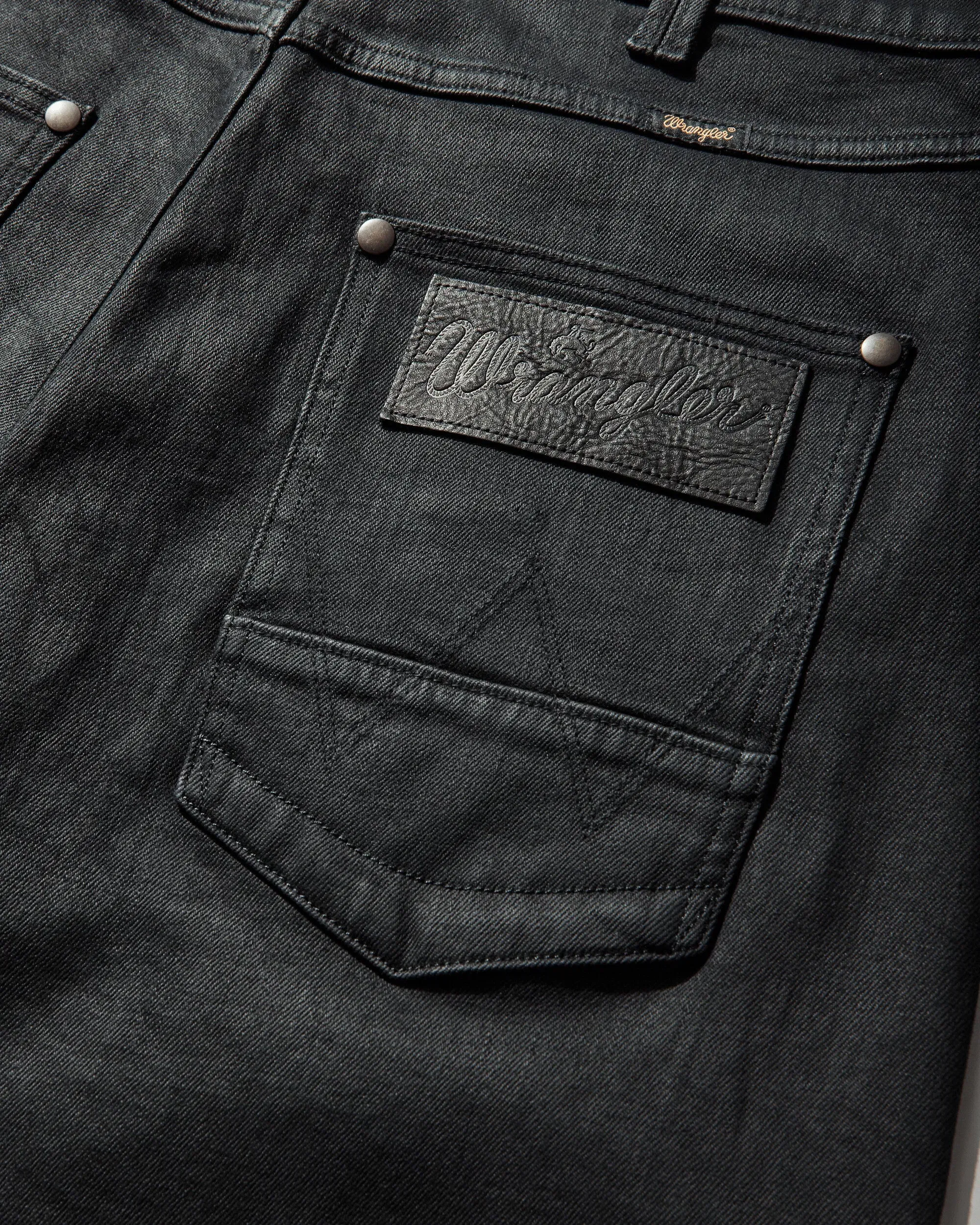 Wrangler Men's Avirex Barrel Jeans Black Coated