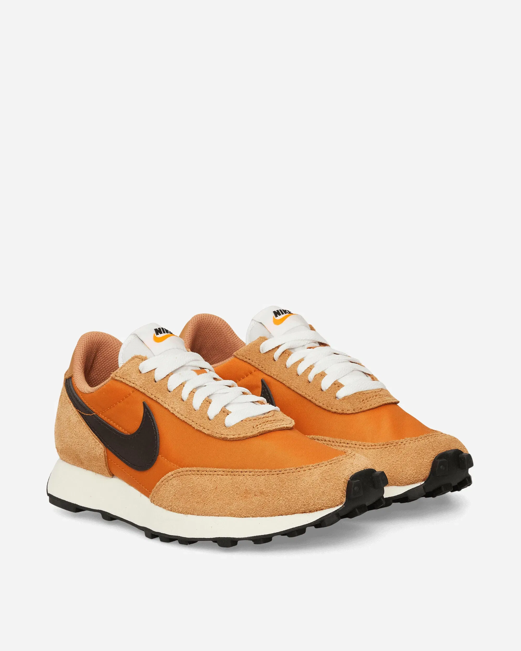 Nike Daybreak Sneakers Flax / Velvet Brown
