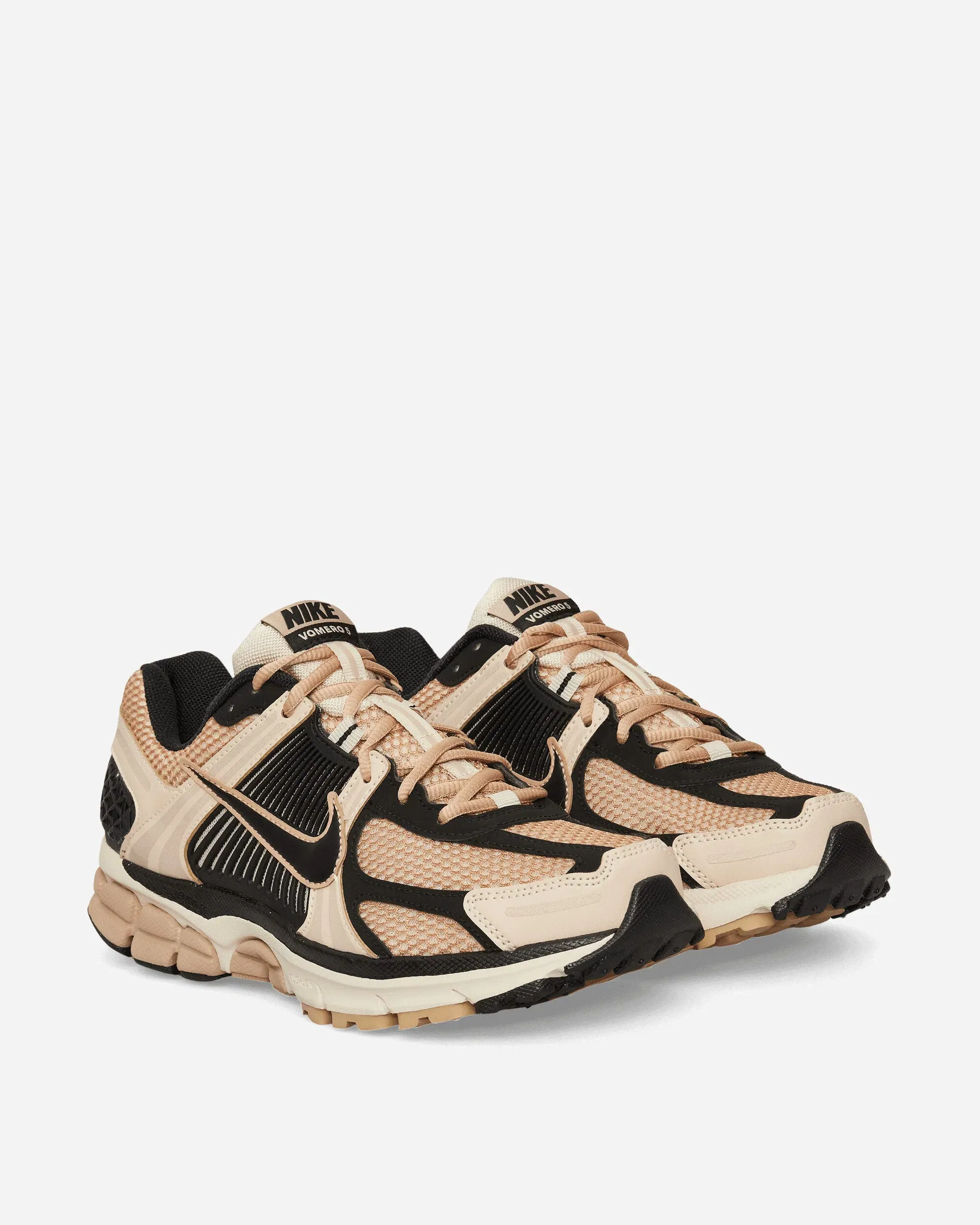 Nike Women's Zoom Vomero 5 Sneakers Sanddrift / Black / Hemp