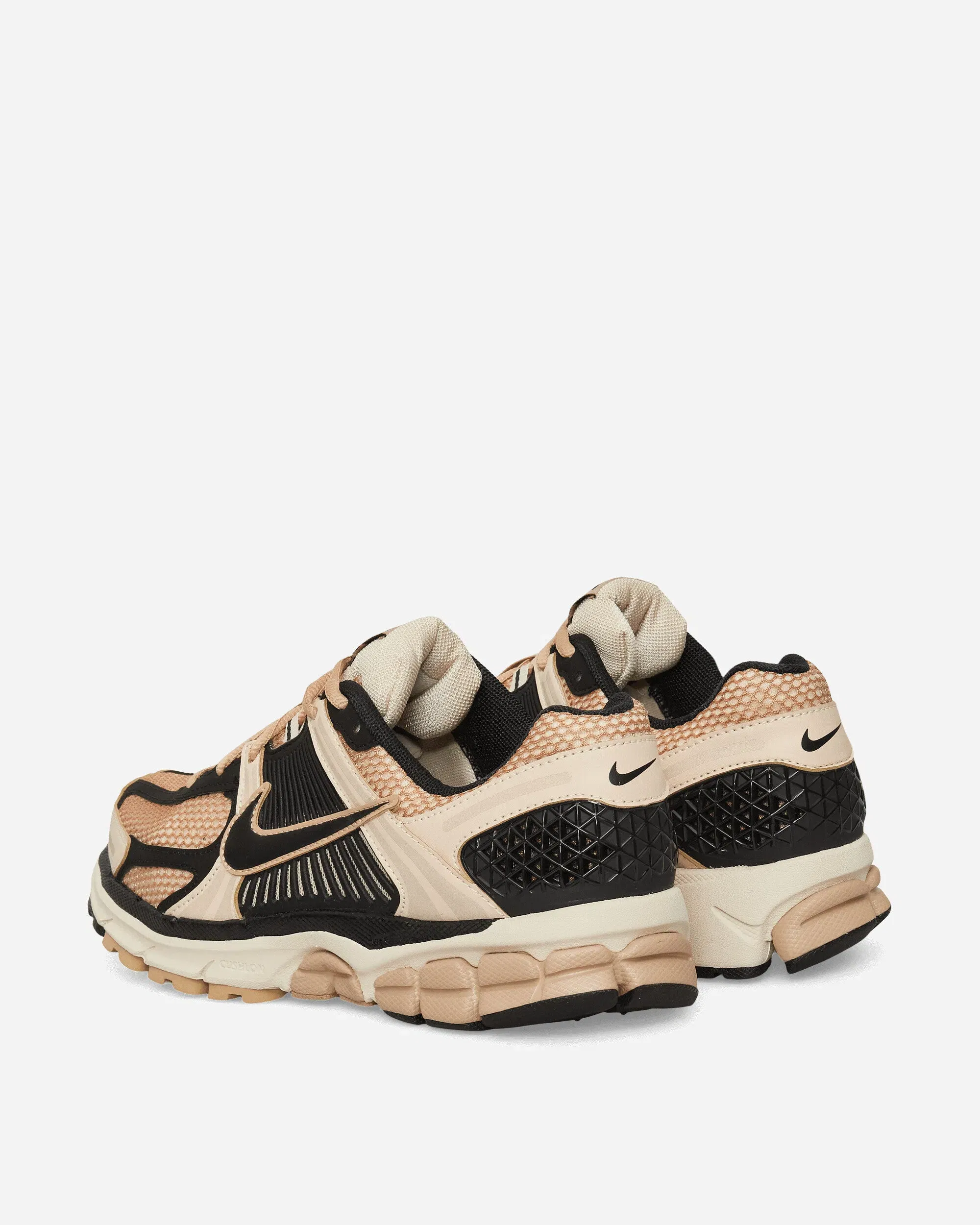 Nike Women's Zoom Vomero 5 Sneakers Sanddrift / Black / Hemp