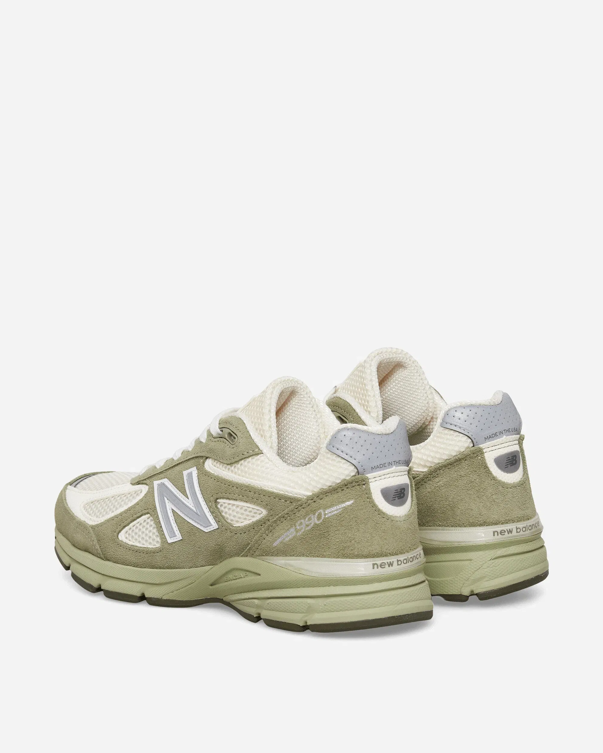 New Balance Made in USA 990v4 Sneakers Olive Leaf / Permafrost / Light Olive
