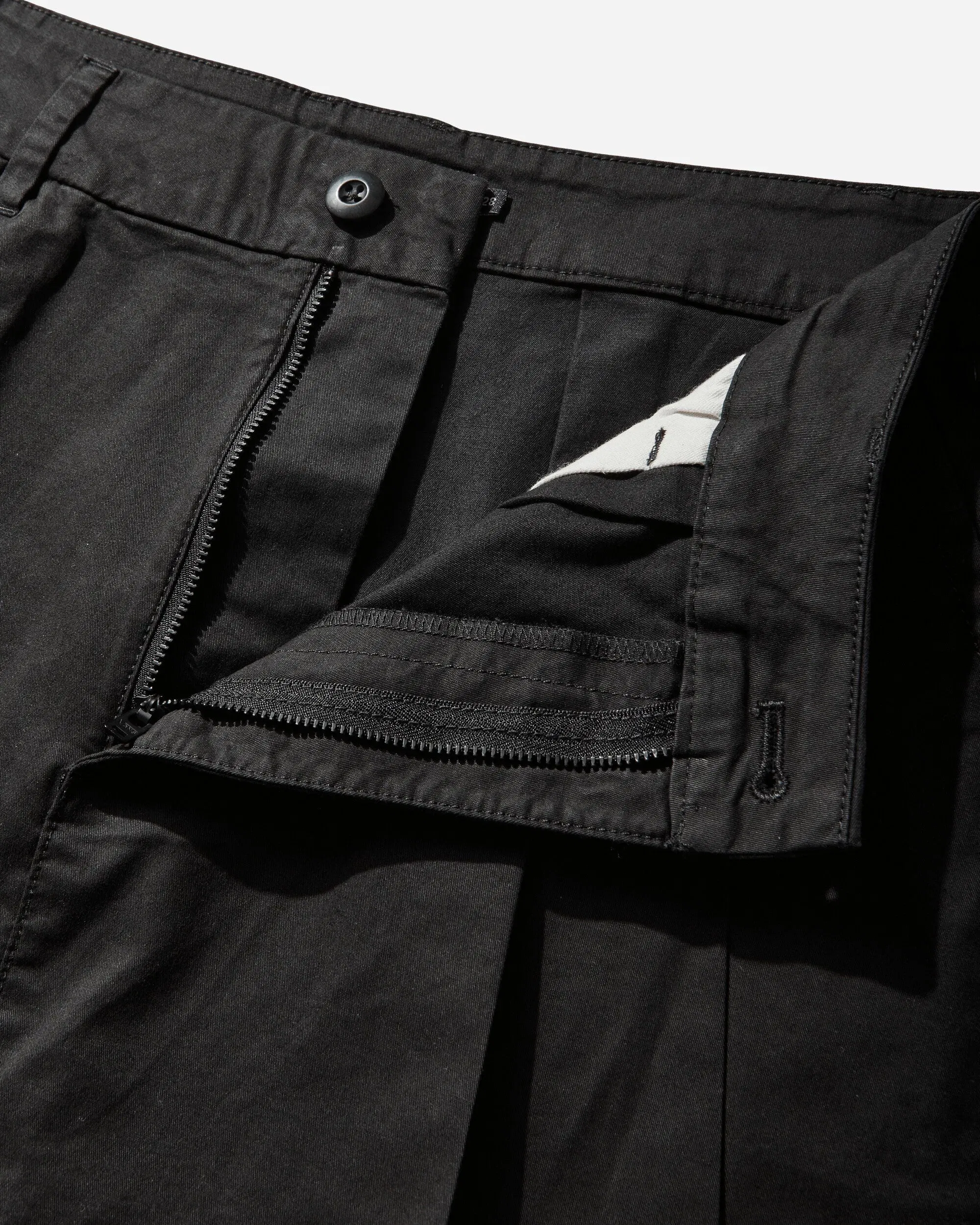 Vans Women's Authentic Chino Mini Skirt Black