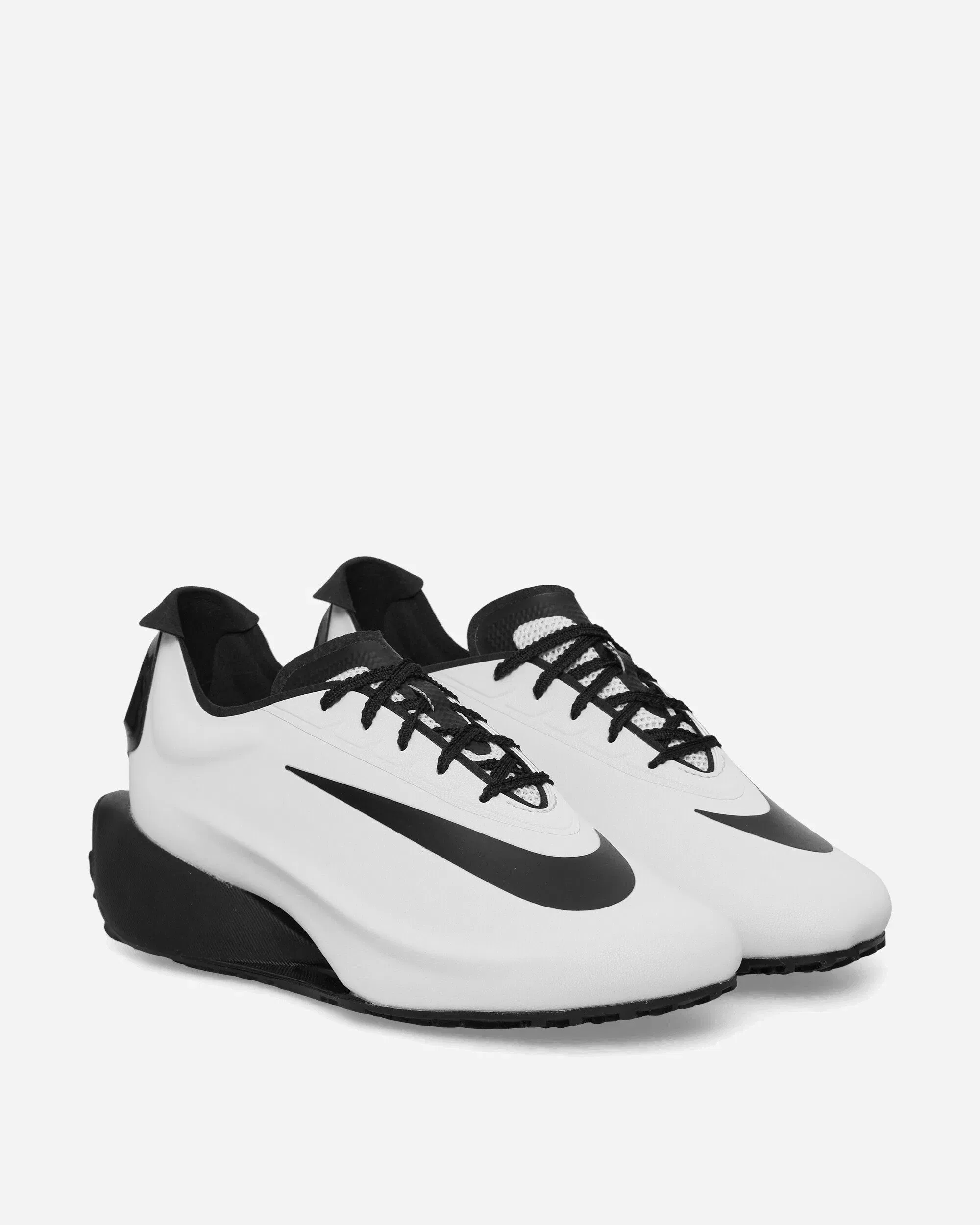 Nike Women's First Sight Noir Sneakers Light Bone / Black / Metallic Dark Grey