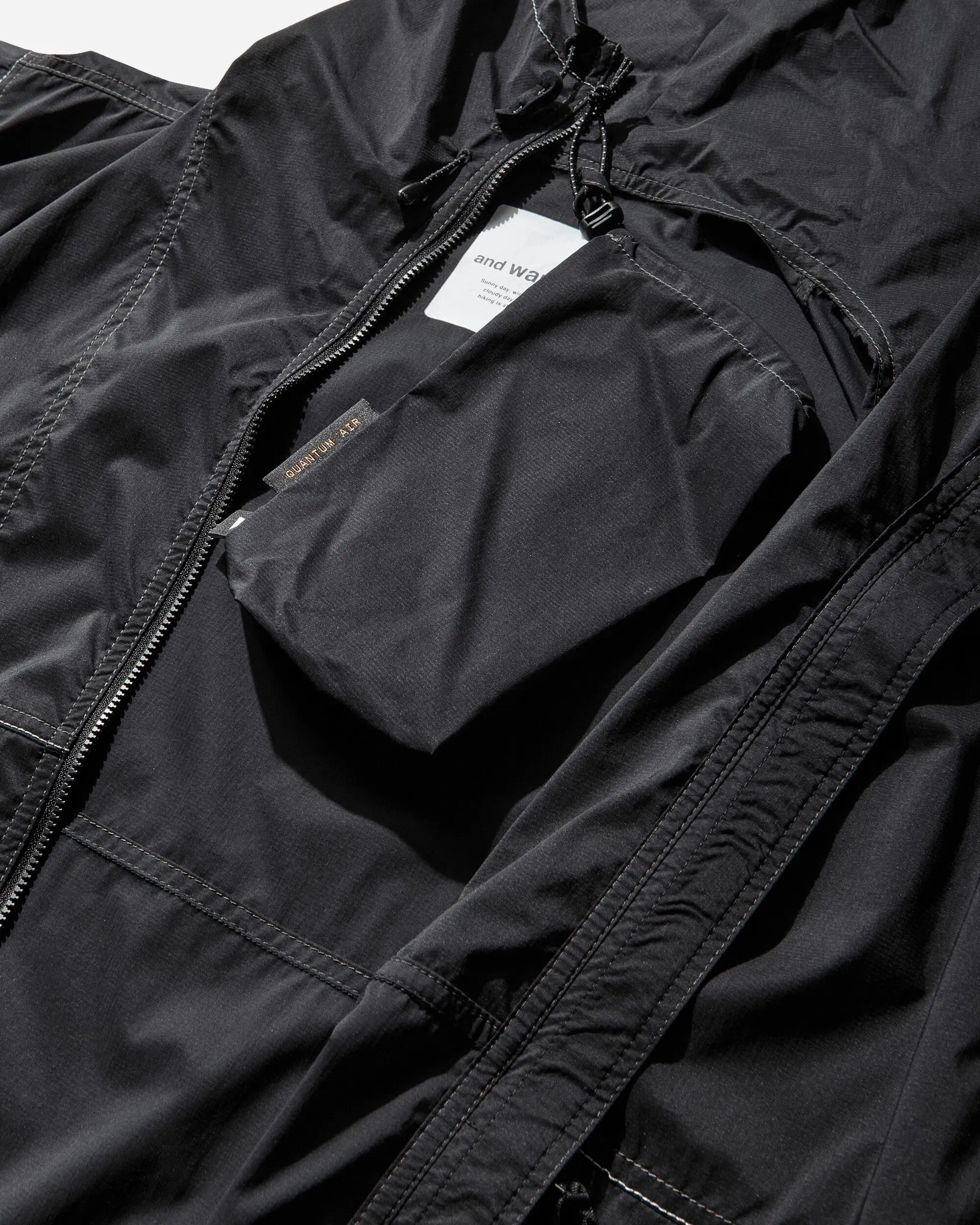 and Wander Men's PERTEX Wind Jacket Black