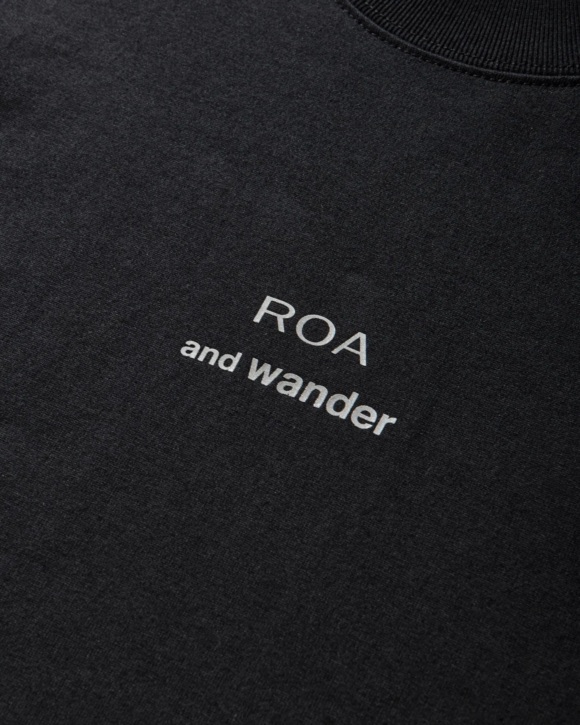 ROA and wander Logo Printed T-Shirt Black