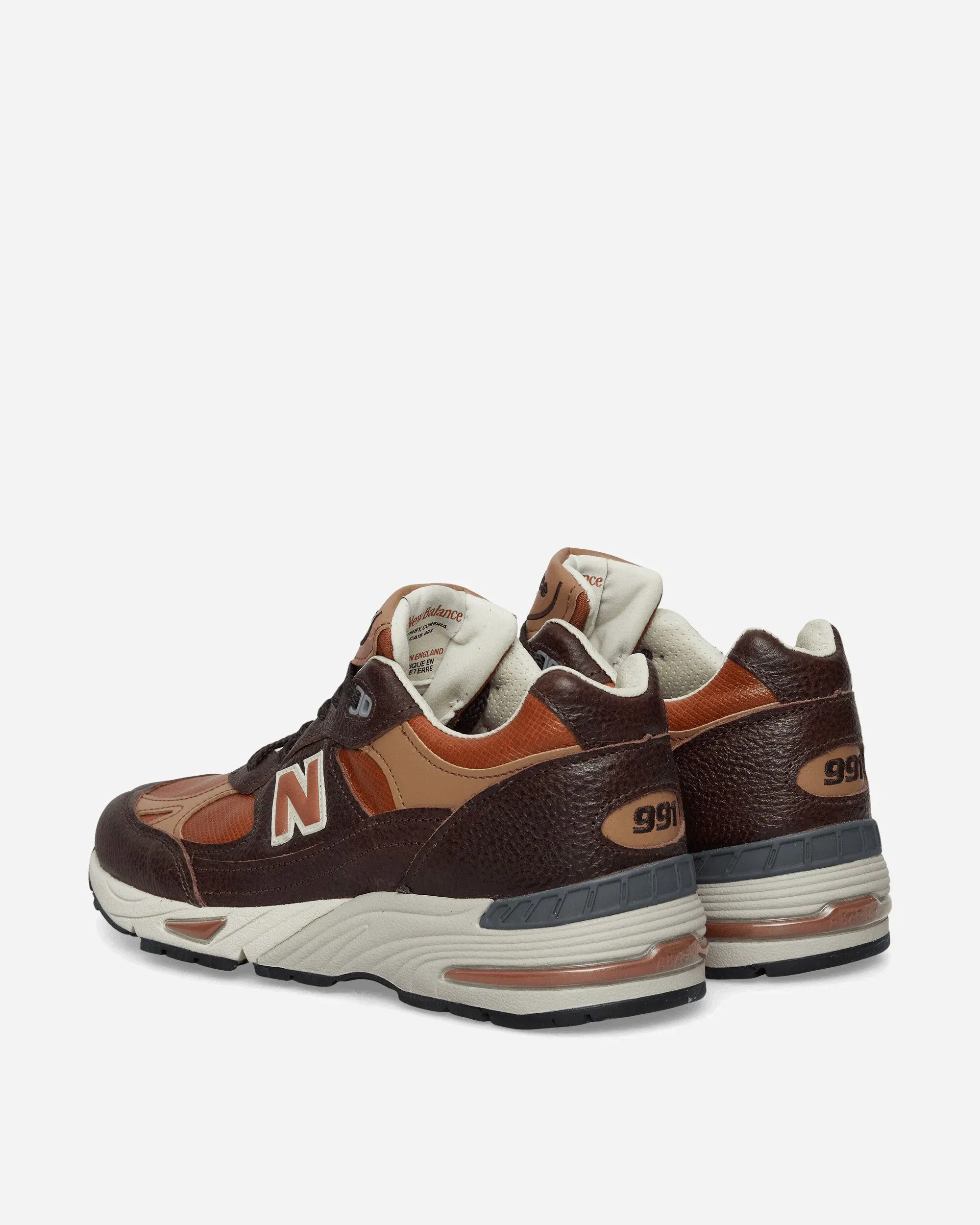 New Balance Made in UK 991v1 Sneakers Chocolate Plum / Caramel Cafe / Tan