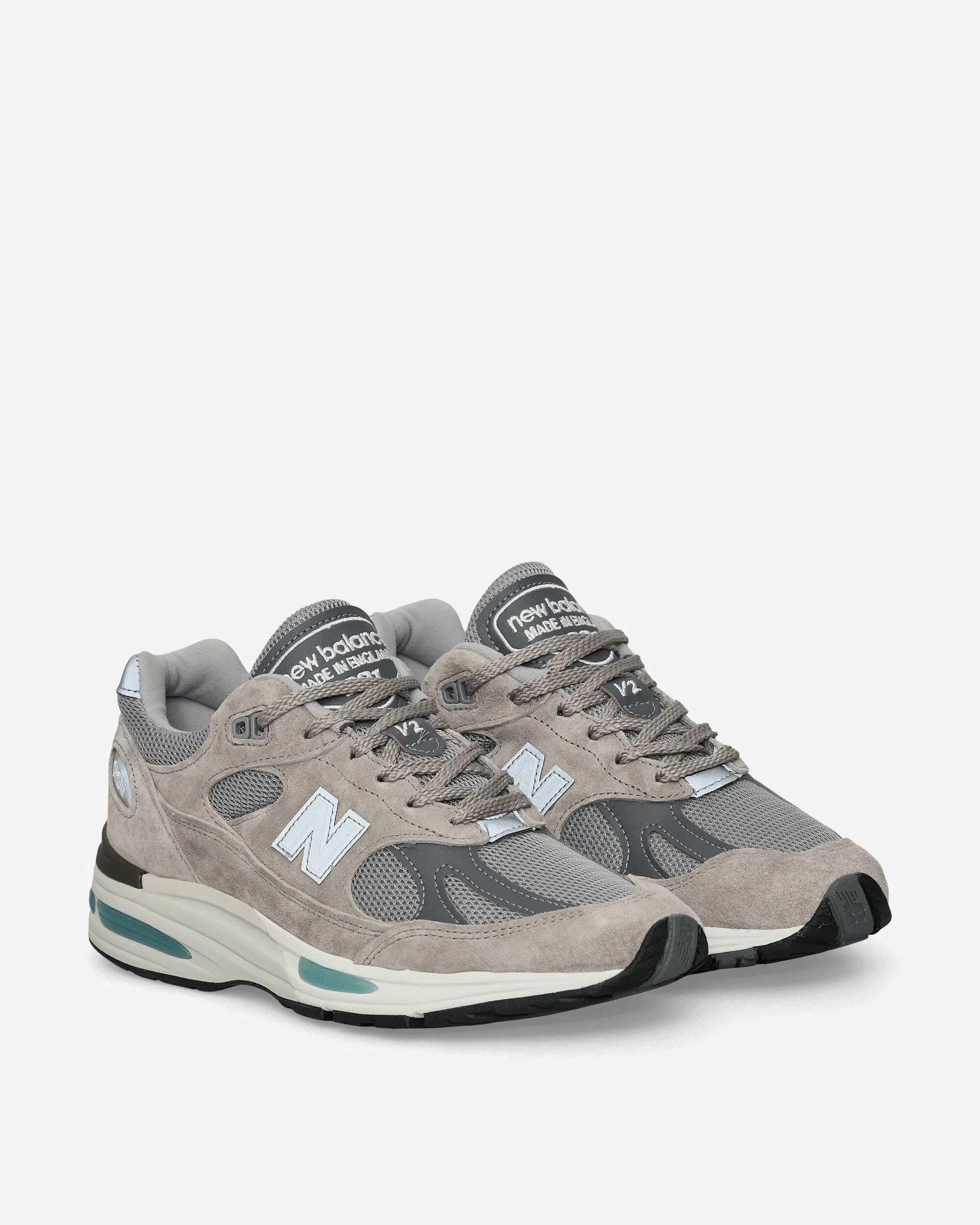 New Balance Made in UK 991v2 Sneakers Dove / Alloy / Silver
