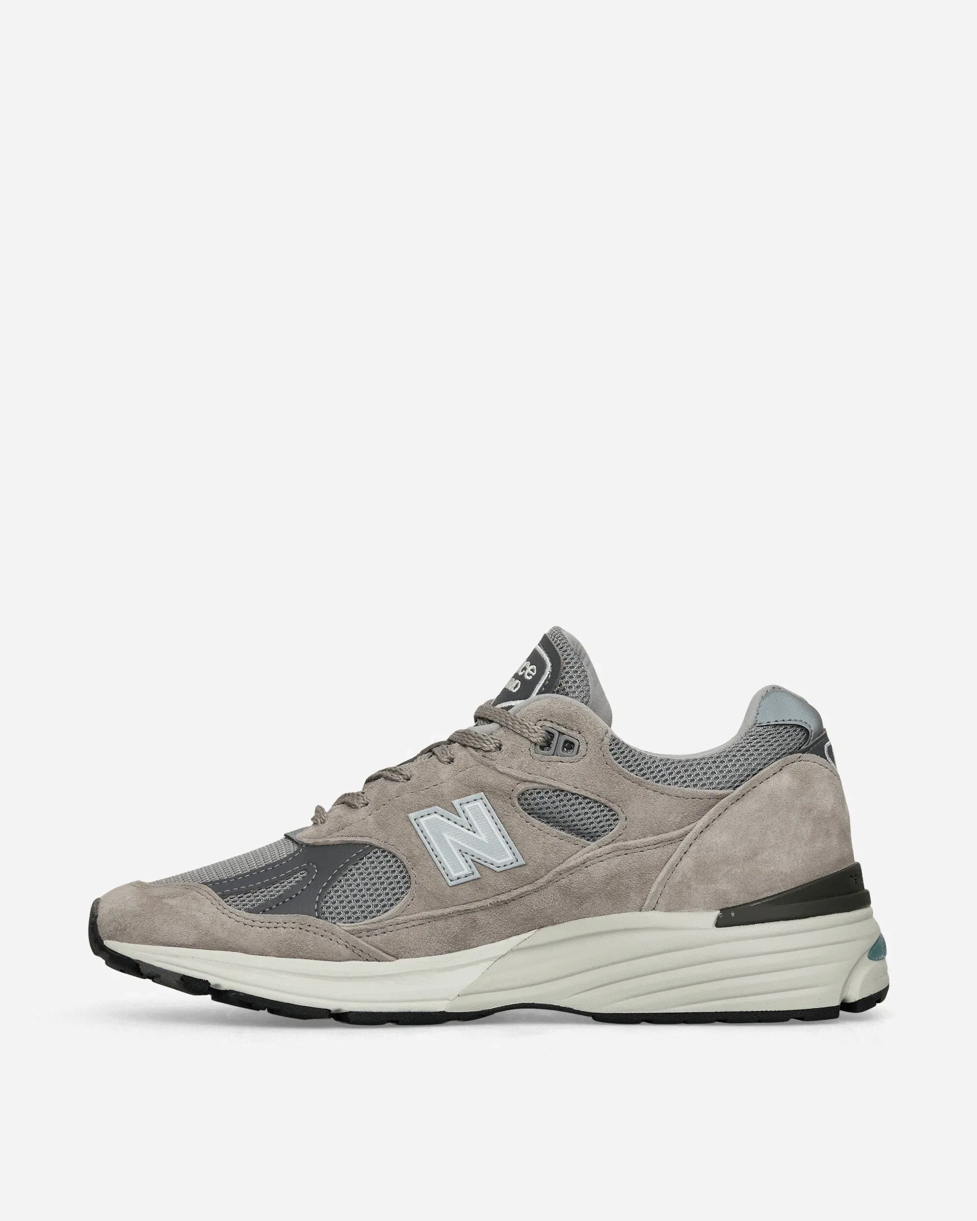 New Balance Made in UK 991v2 Sneakers Dove / Alloy / Silver