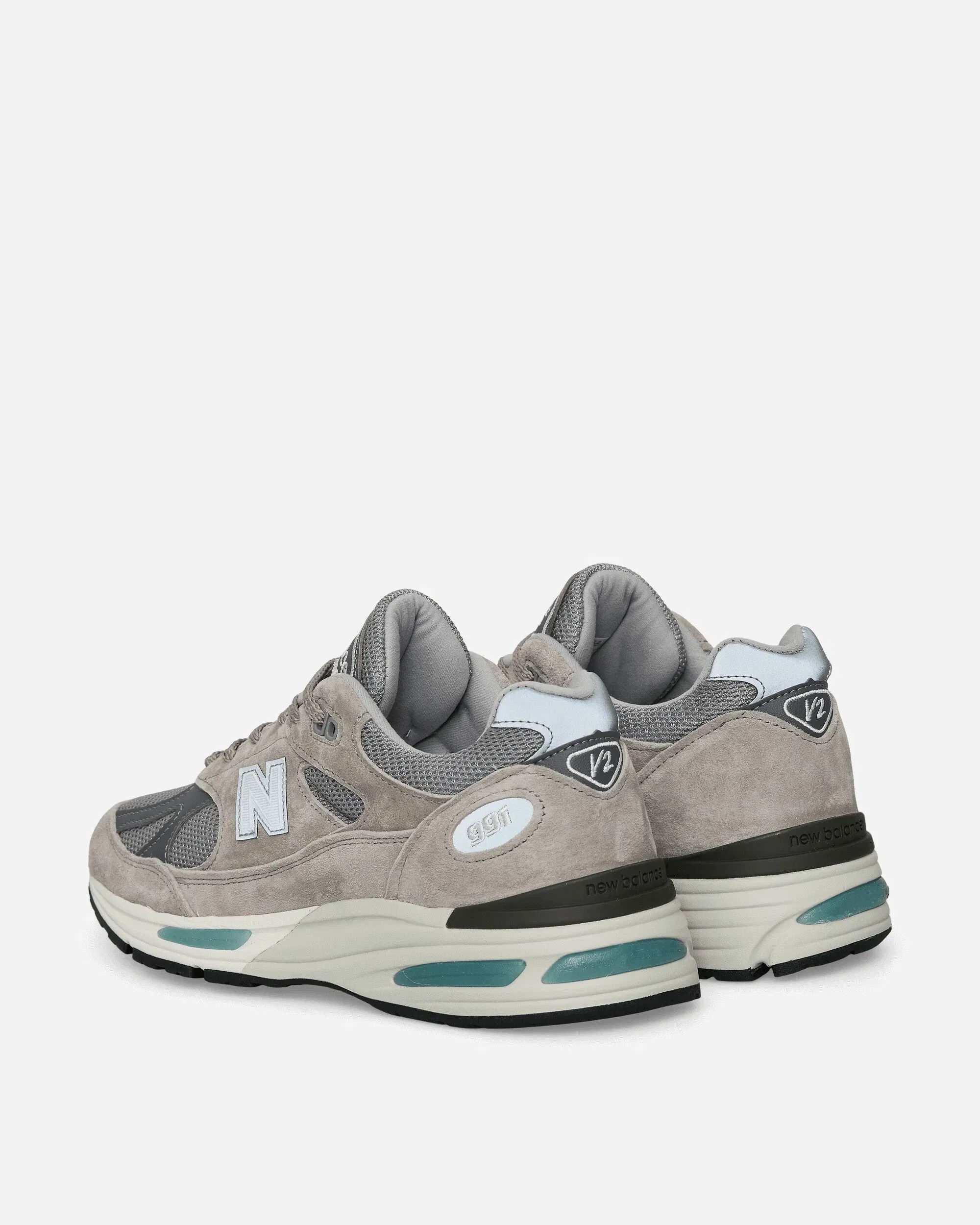 New Balance Made in UK 991v2 Sneakers Dove / Alloy / Silver