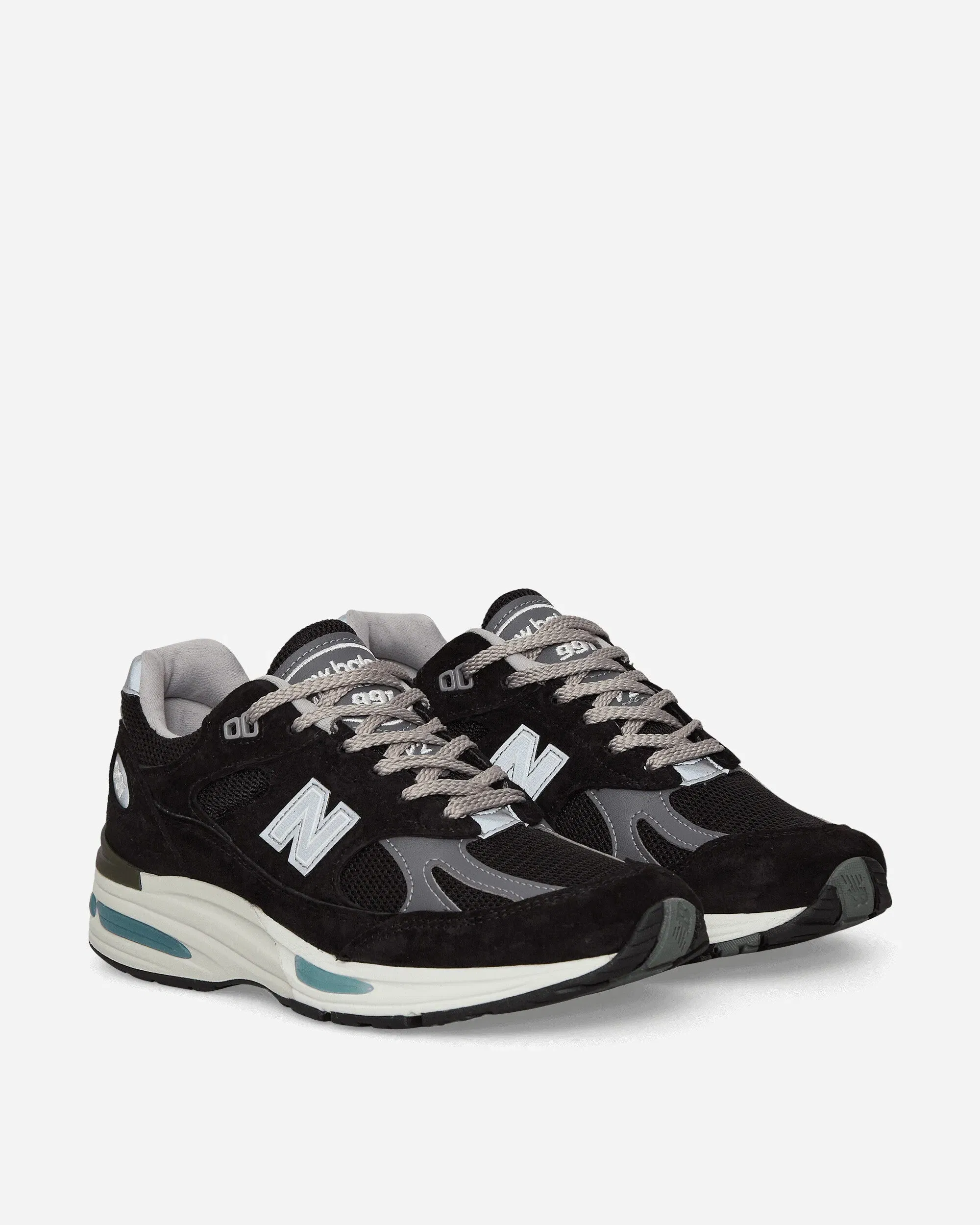 New Balance Made in UK 991v2 Sneakers Black / Smoked Pearl / Silver