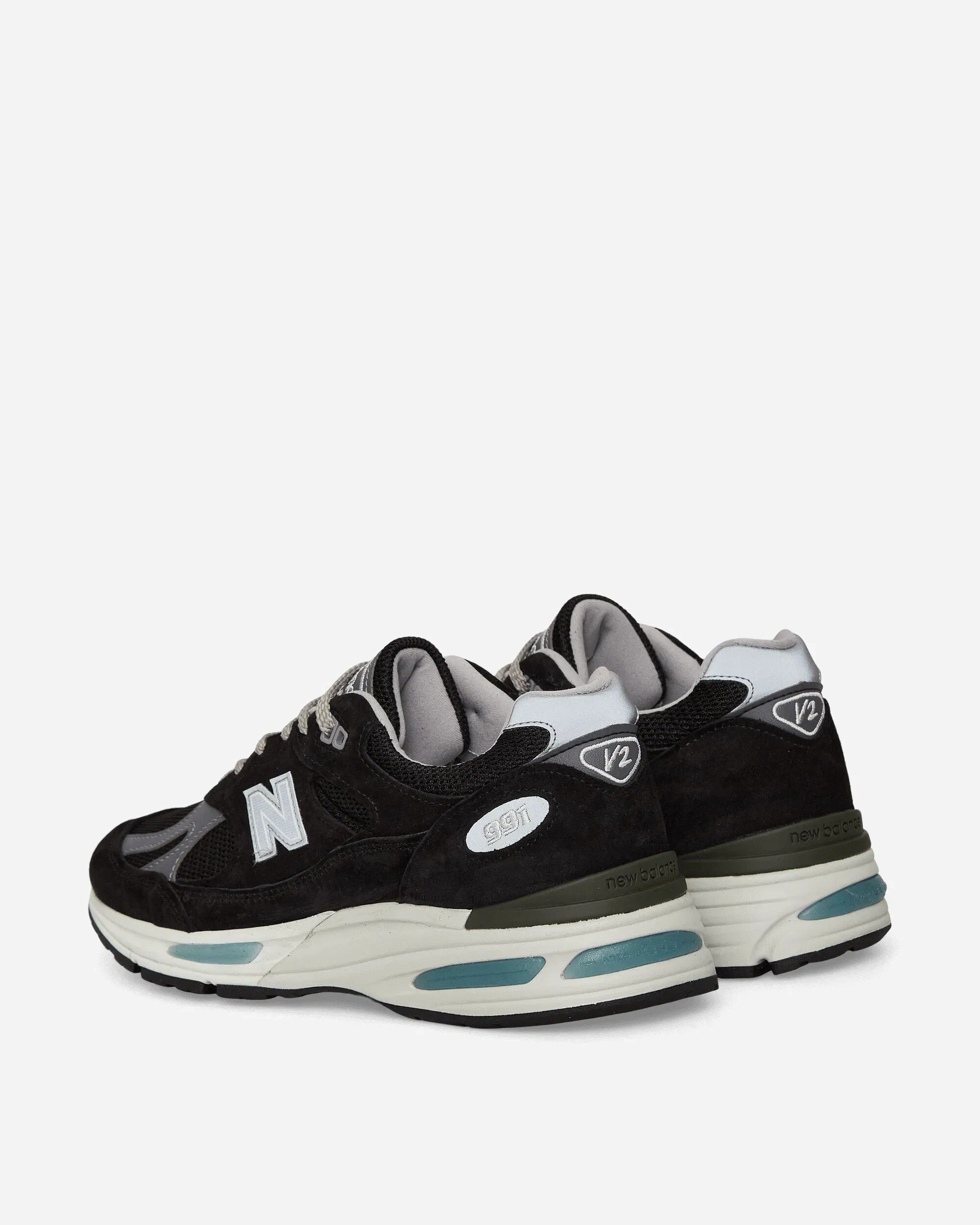 New Balance Made in UK 991v2 Sneakers Black / Smoked Pearl / Silver