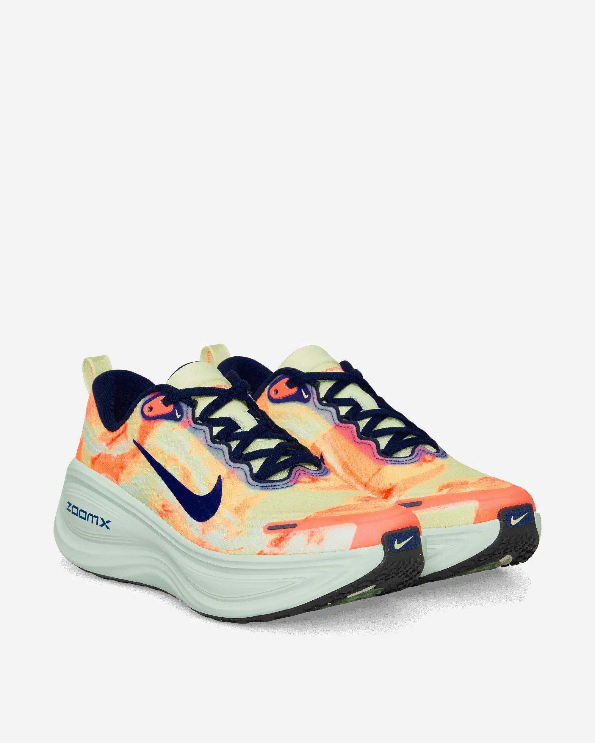 Nike Vomero Plus Sneakers Barely Volt / Hot Lava / Blue Void / Indigo Burst