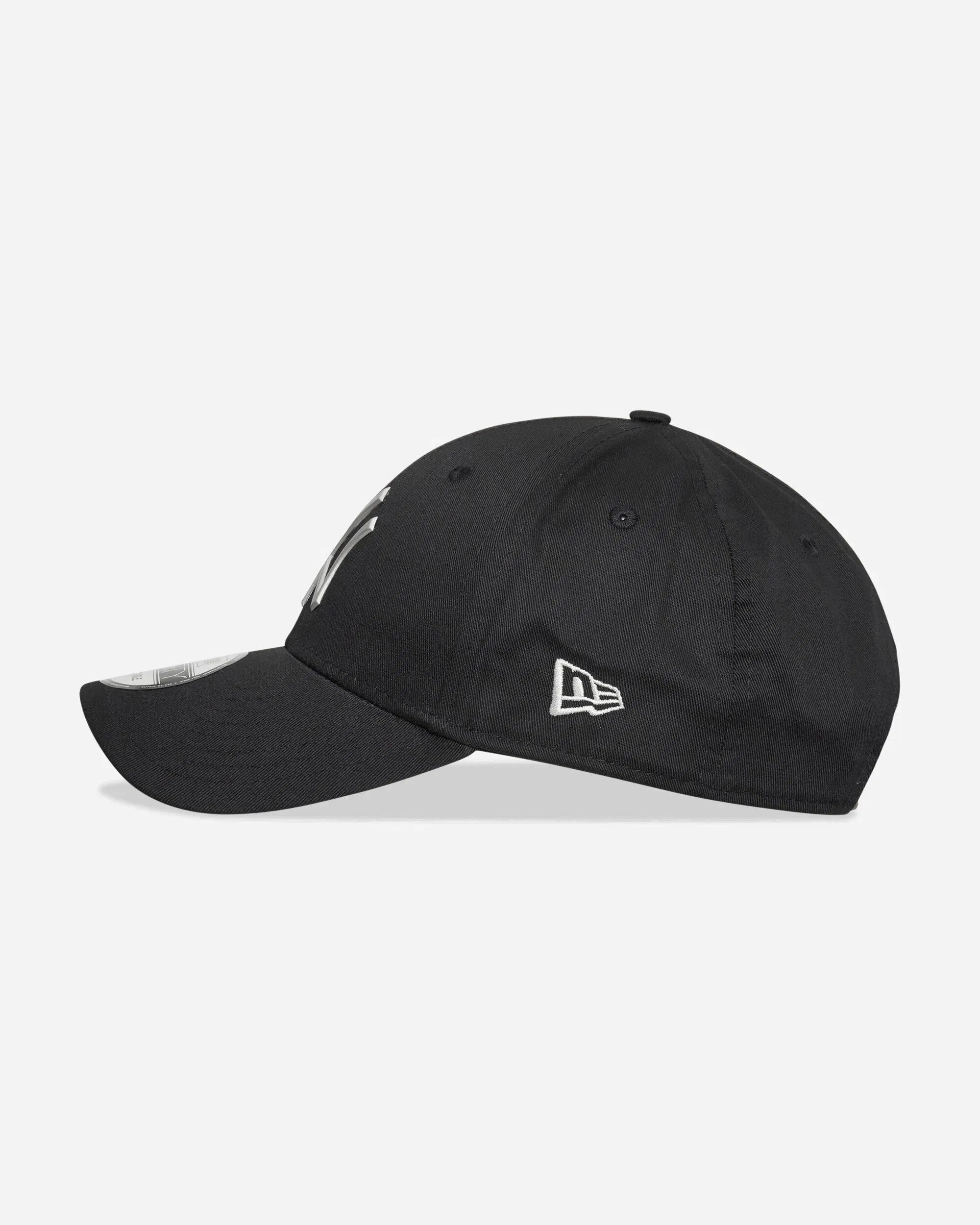 New Era New York Yankees MLB Metallic 9FORTY Cap Black