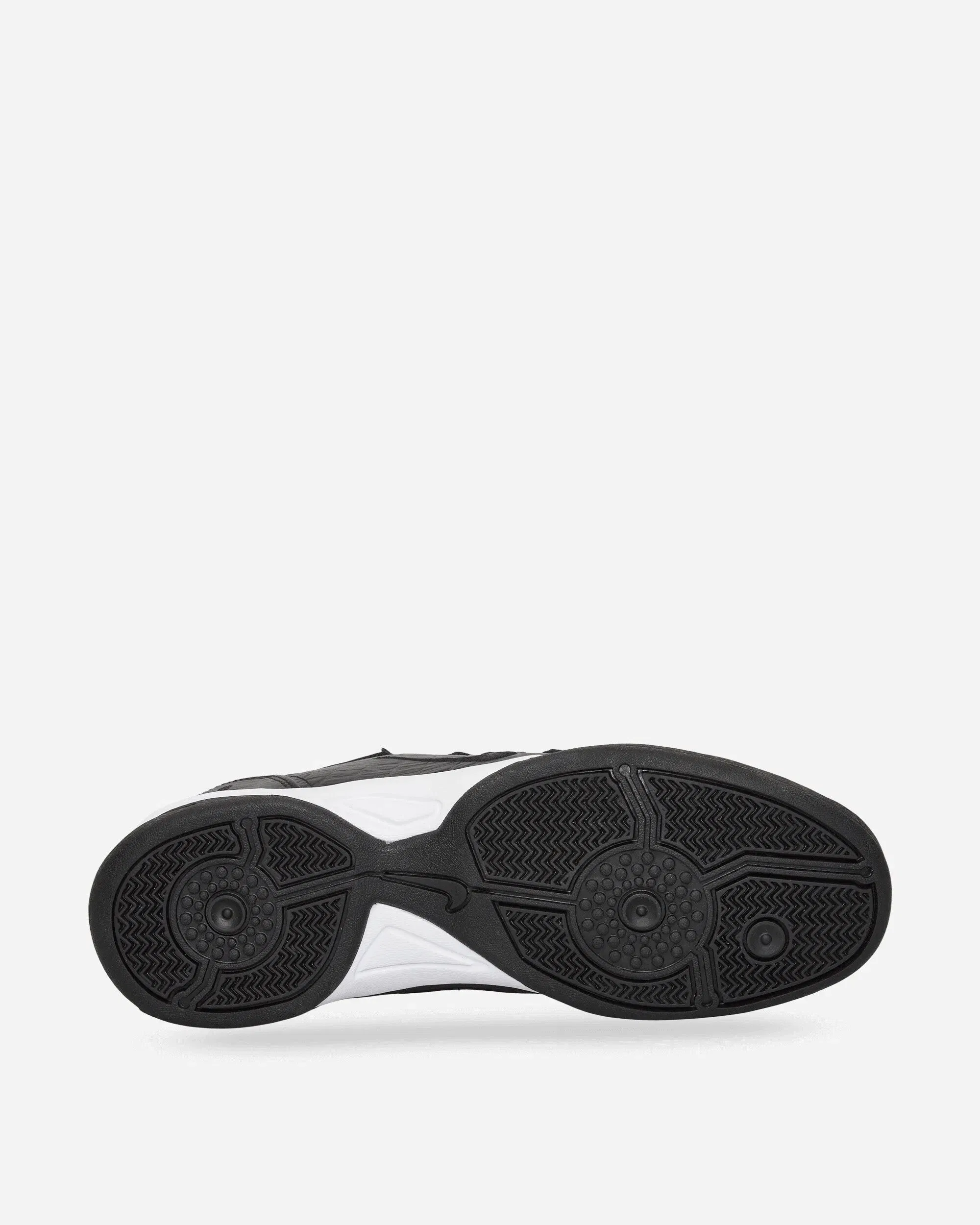 Nike Women's Total 90 Sneakers Black / White