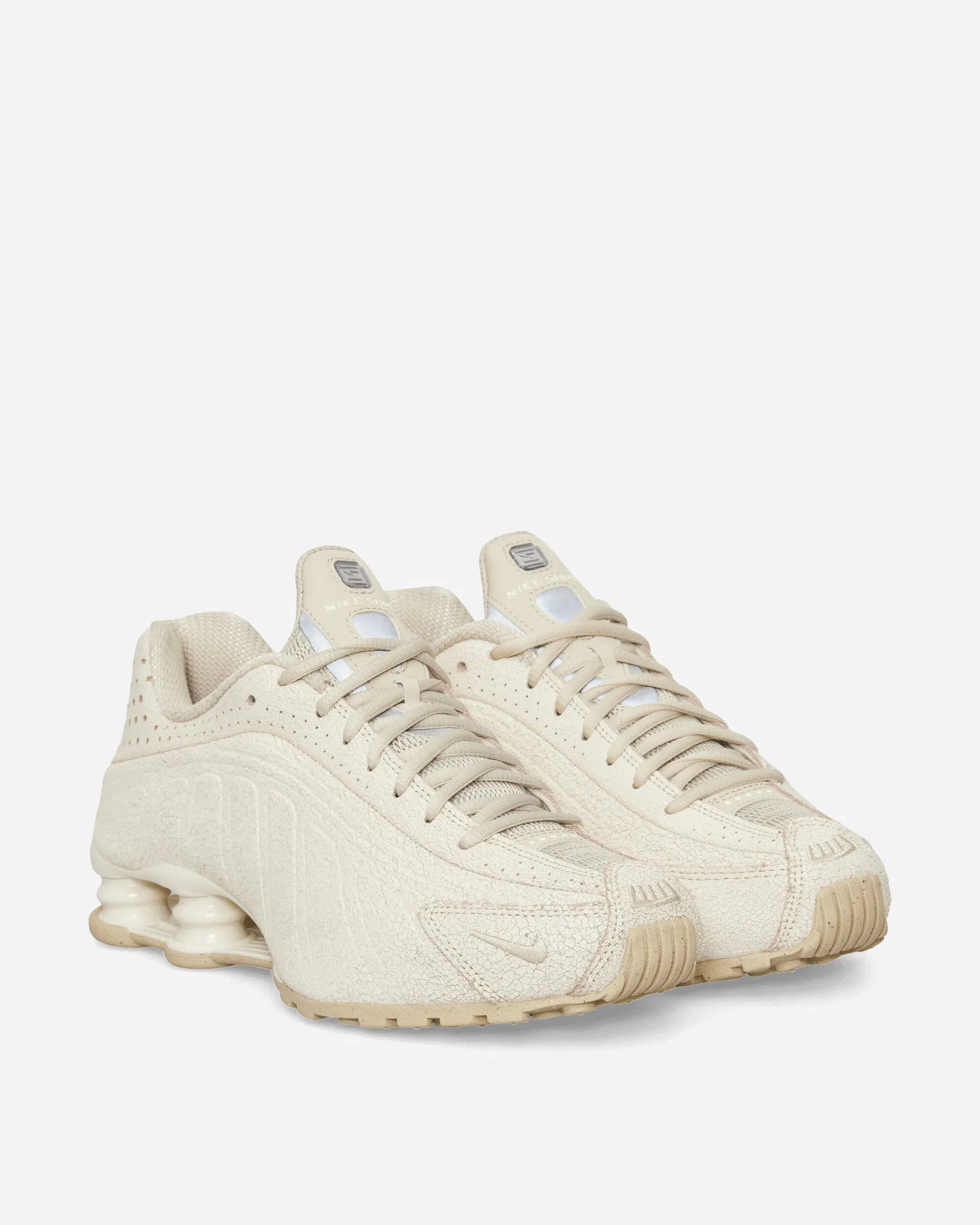 Nike Shox R4 Sneakers Natural / Metallic Silver