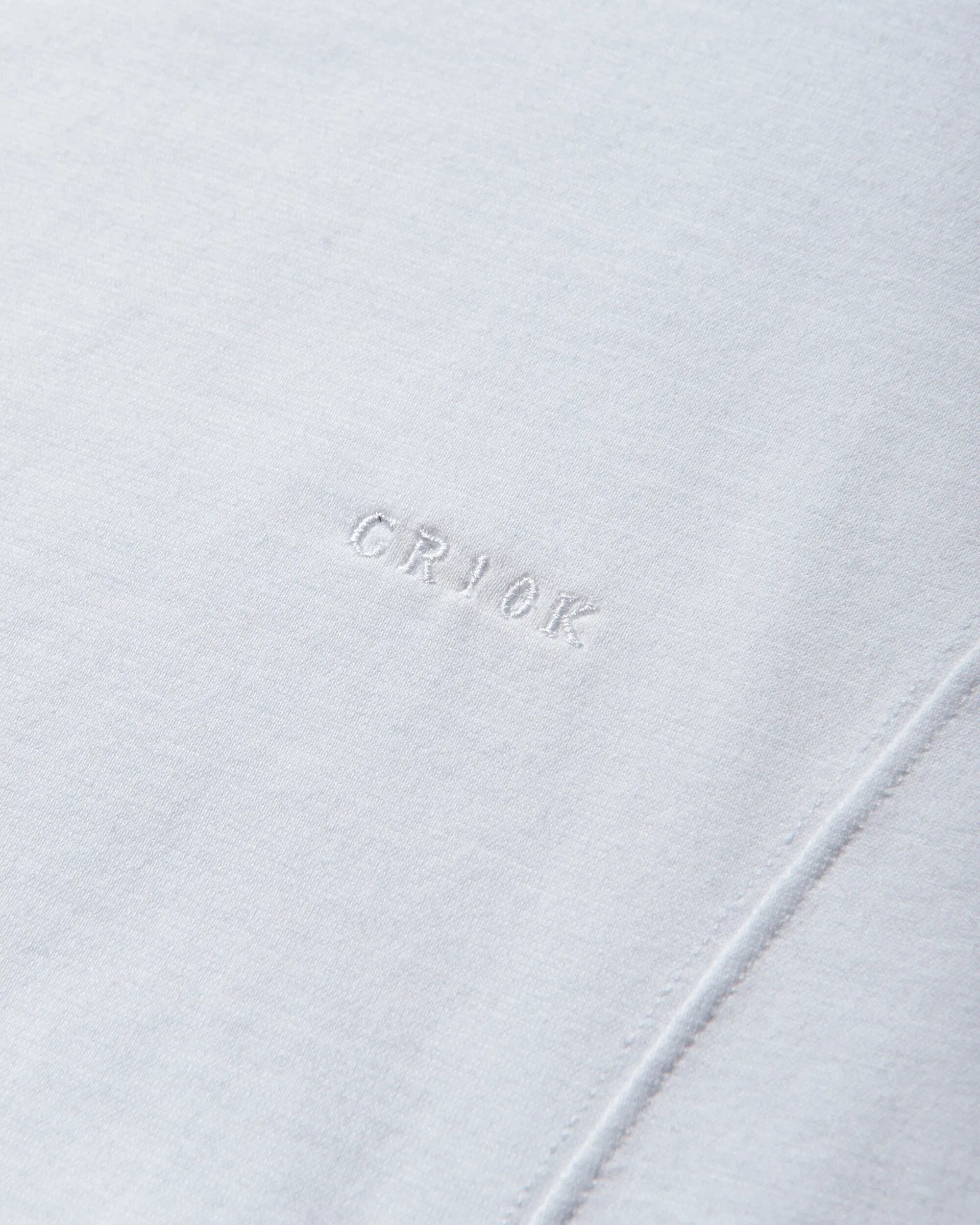 GR10K Men's Pump Longsleeve T-Shirt White
