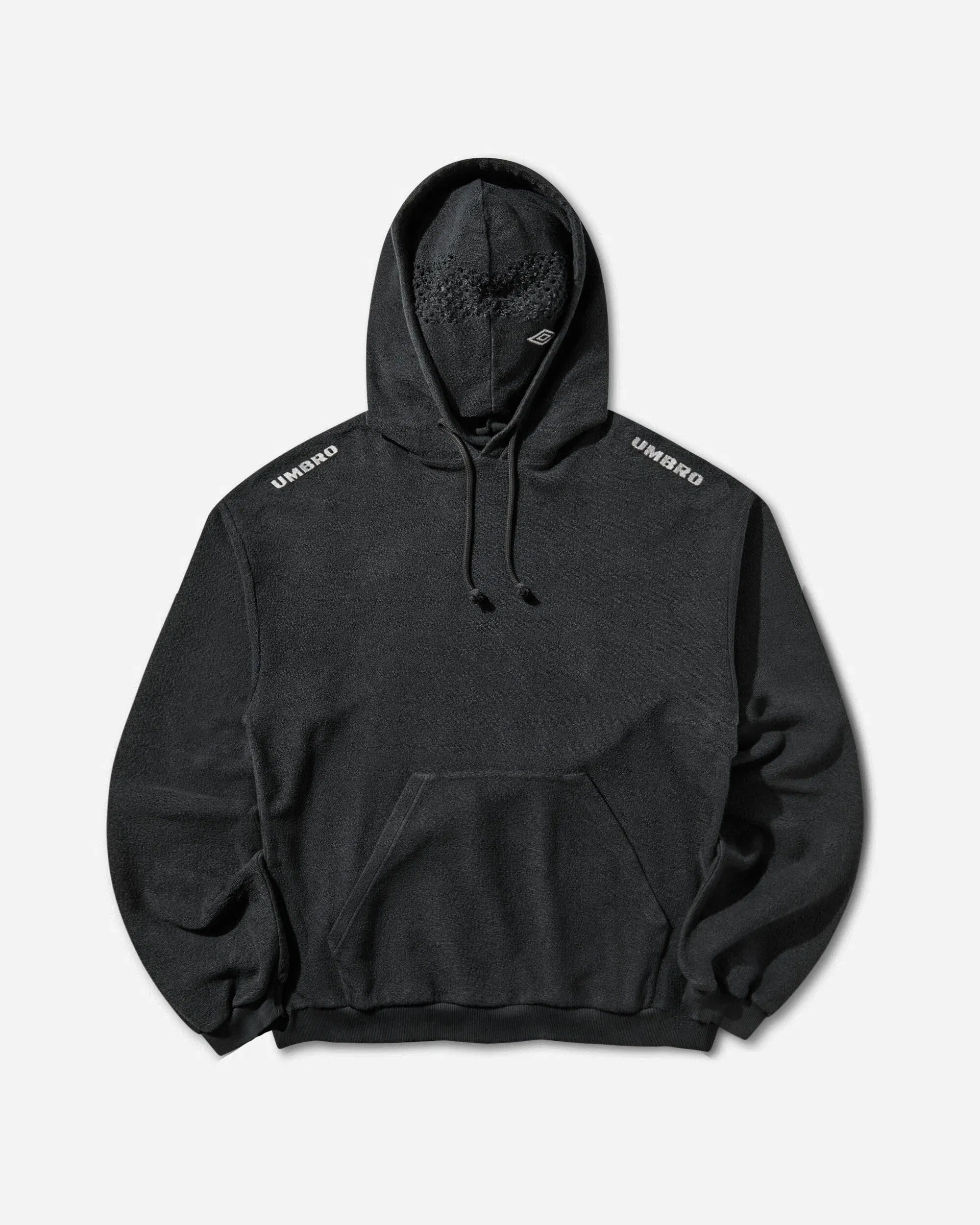 UMBRO Lasered Masked Hoodie Washed Black