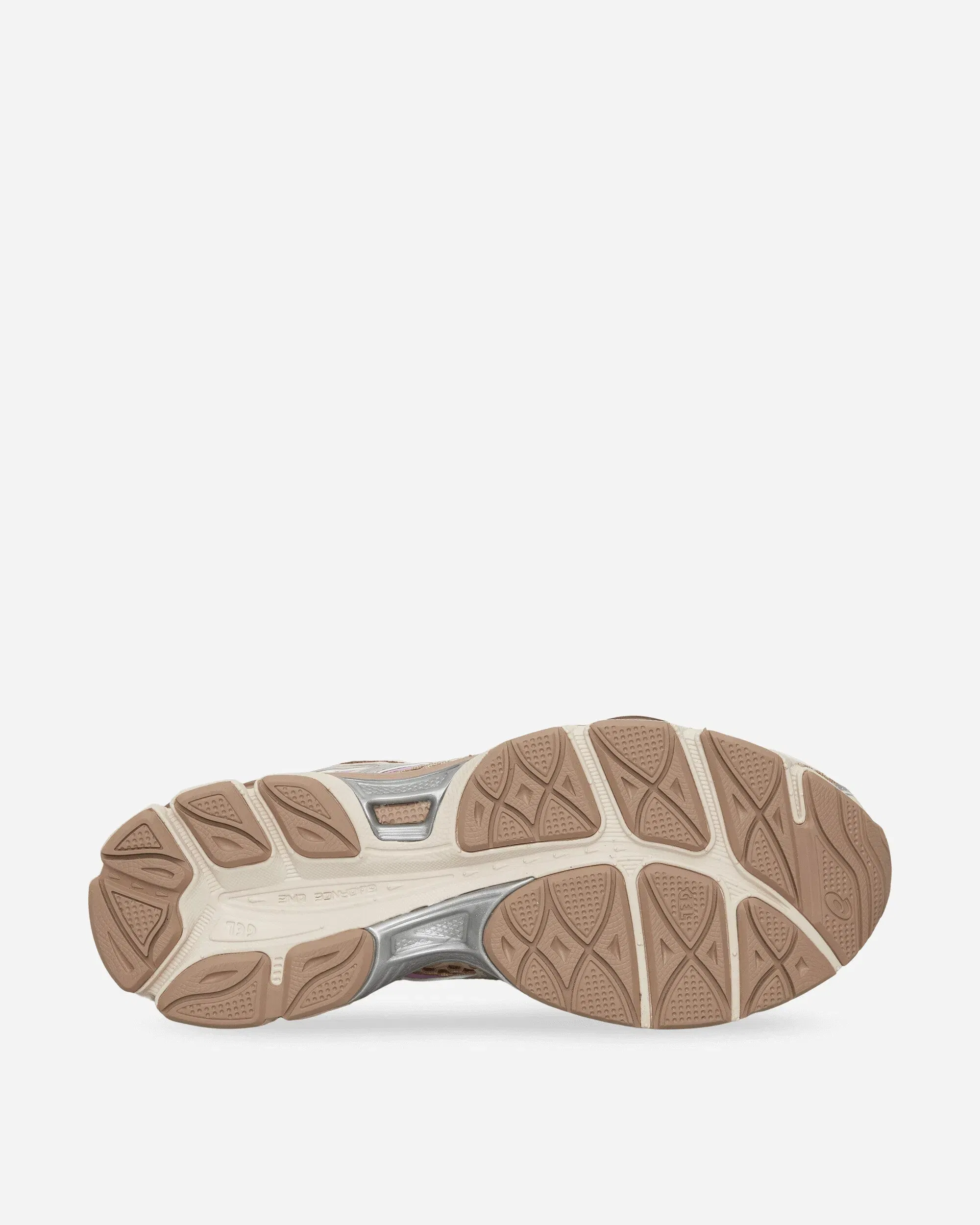 ASICS GEL-Cumulus 16 Sneakers Cinnamon / Pure Silver