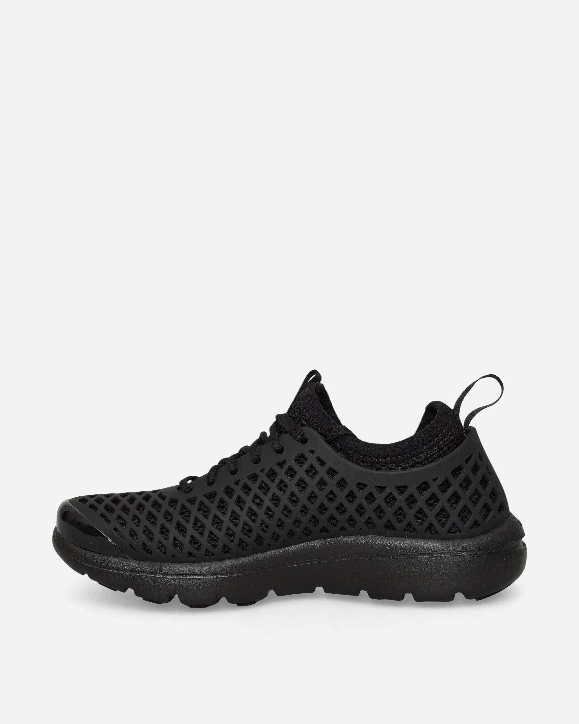 Nike Women's Rejuven8 Sneakers Black