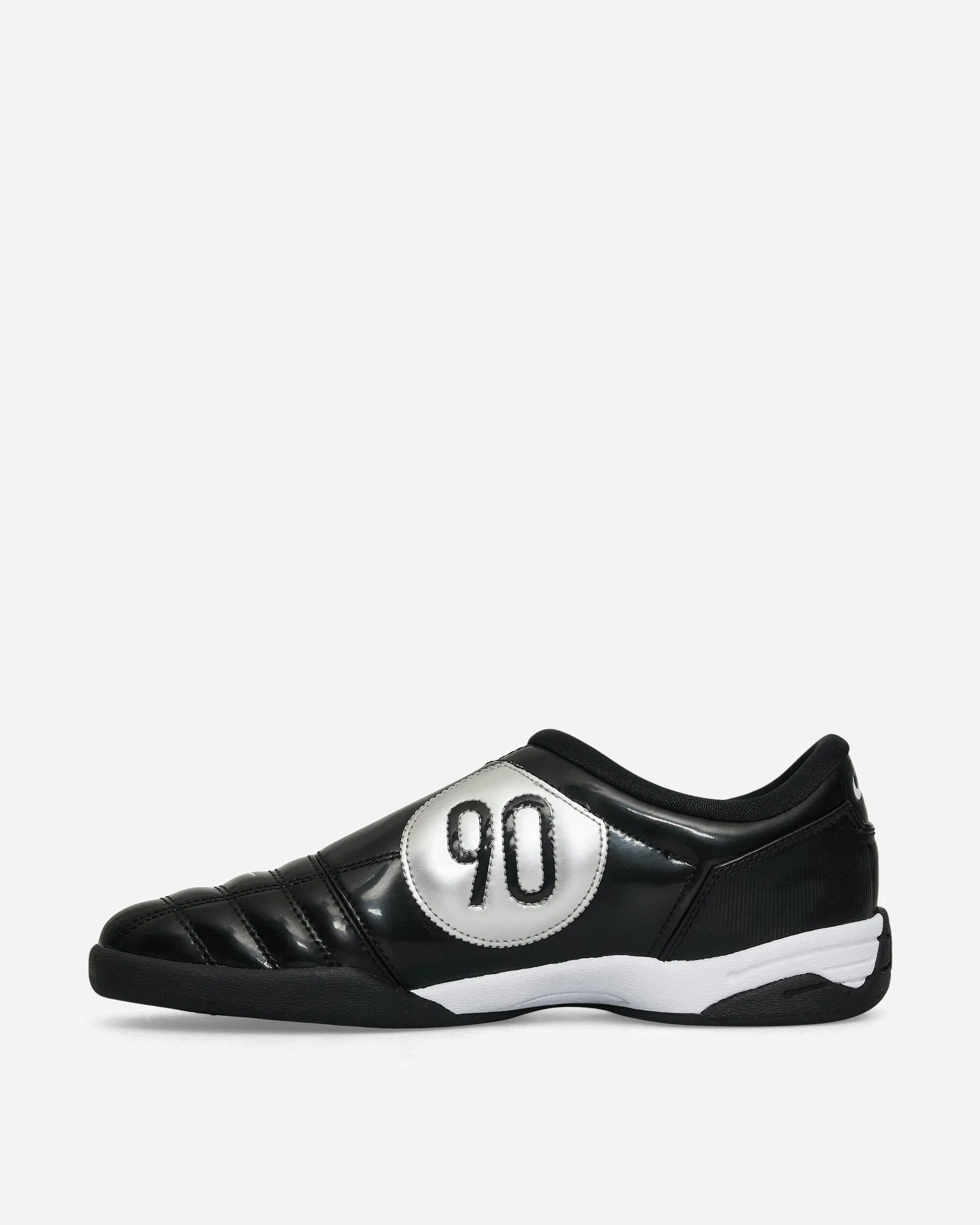 Nike Total 90 Sneakers Black / White