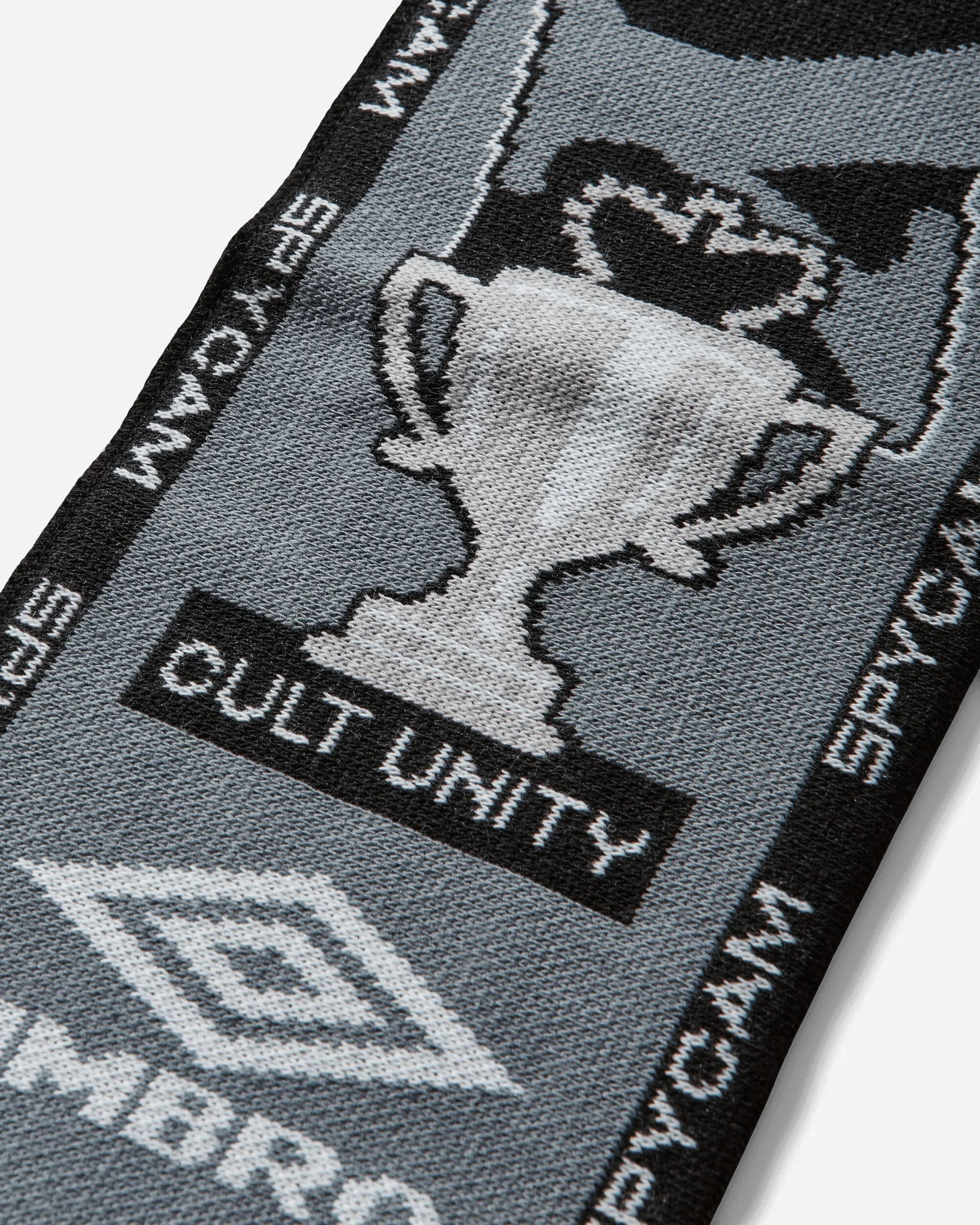 UMBRO Cult Unity Scarf Black / Grey