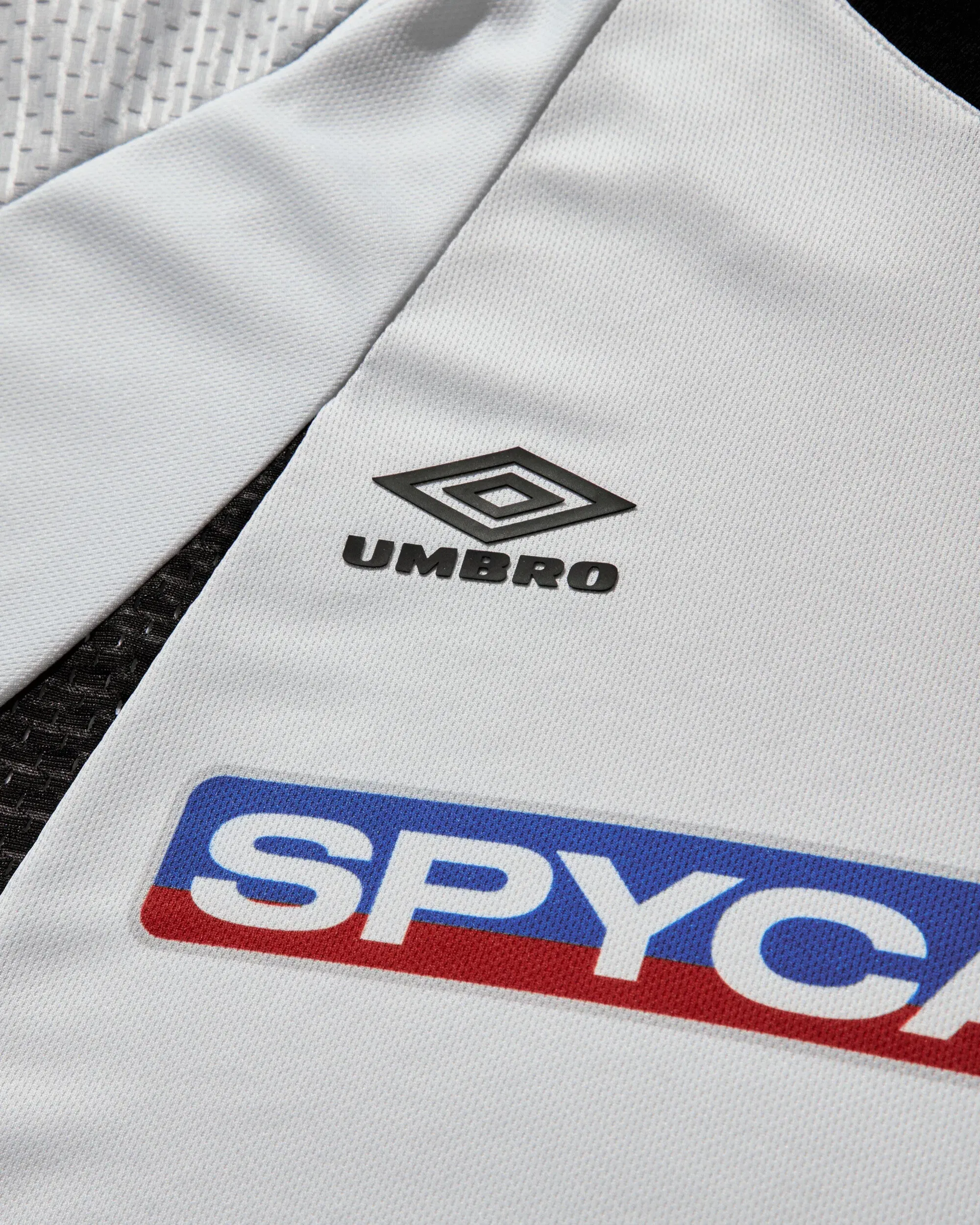 UMBRO Men's Training 08 10 T-Shirt White