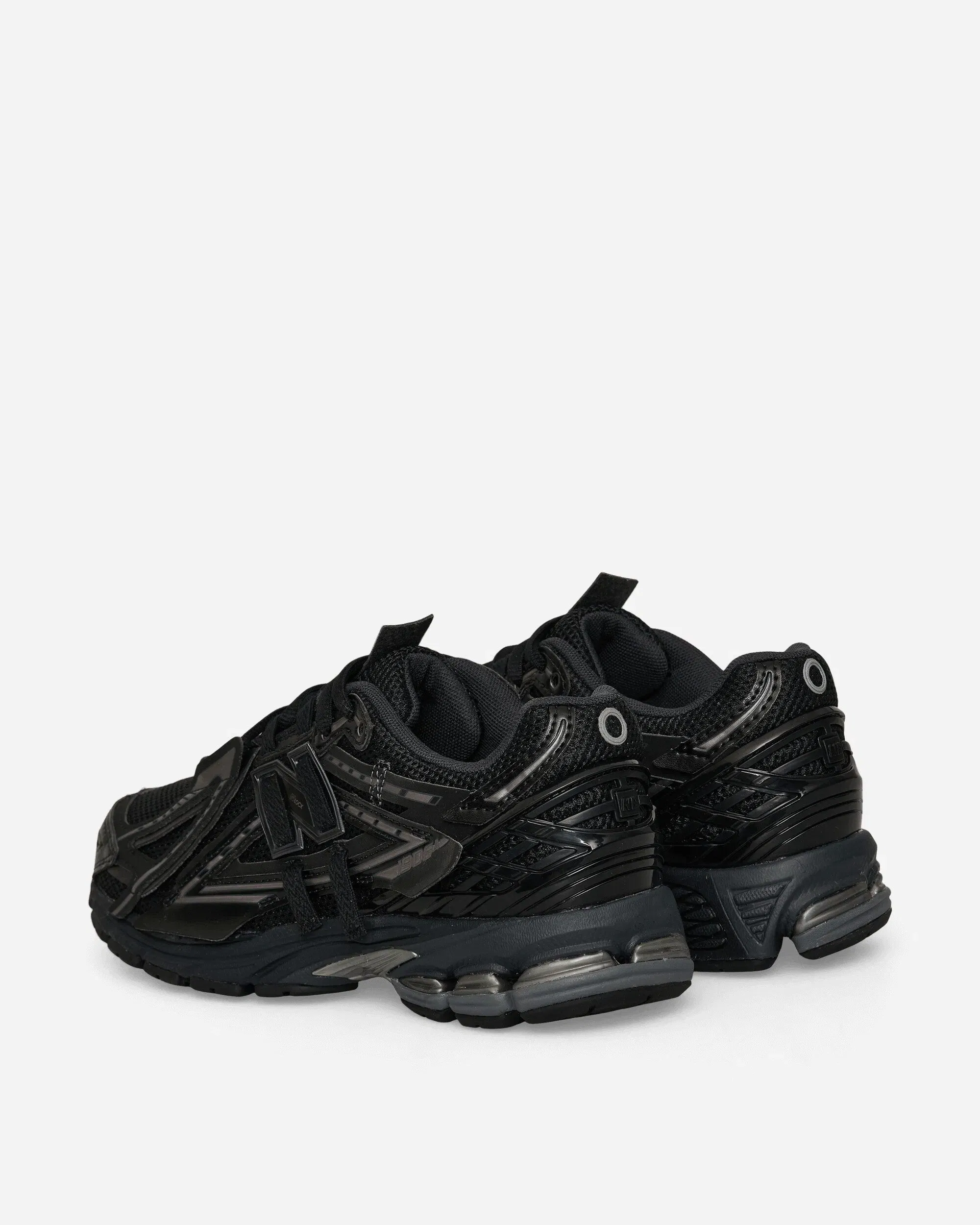 New Balance 1906A Sneakers Black / Dark Silver Metallic / Phantom